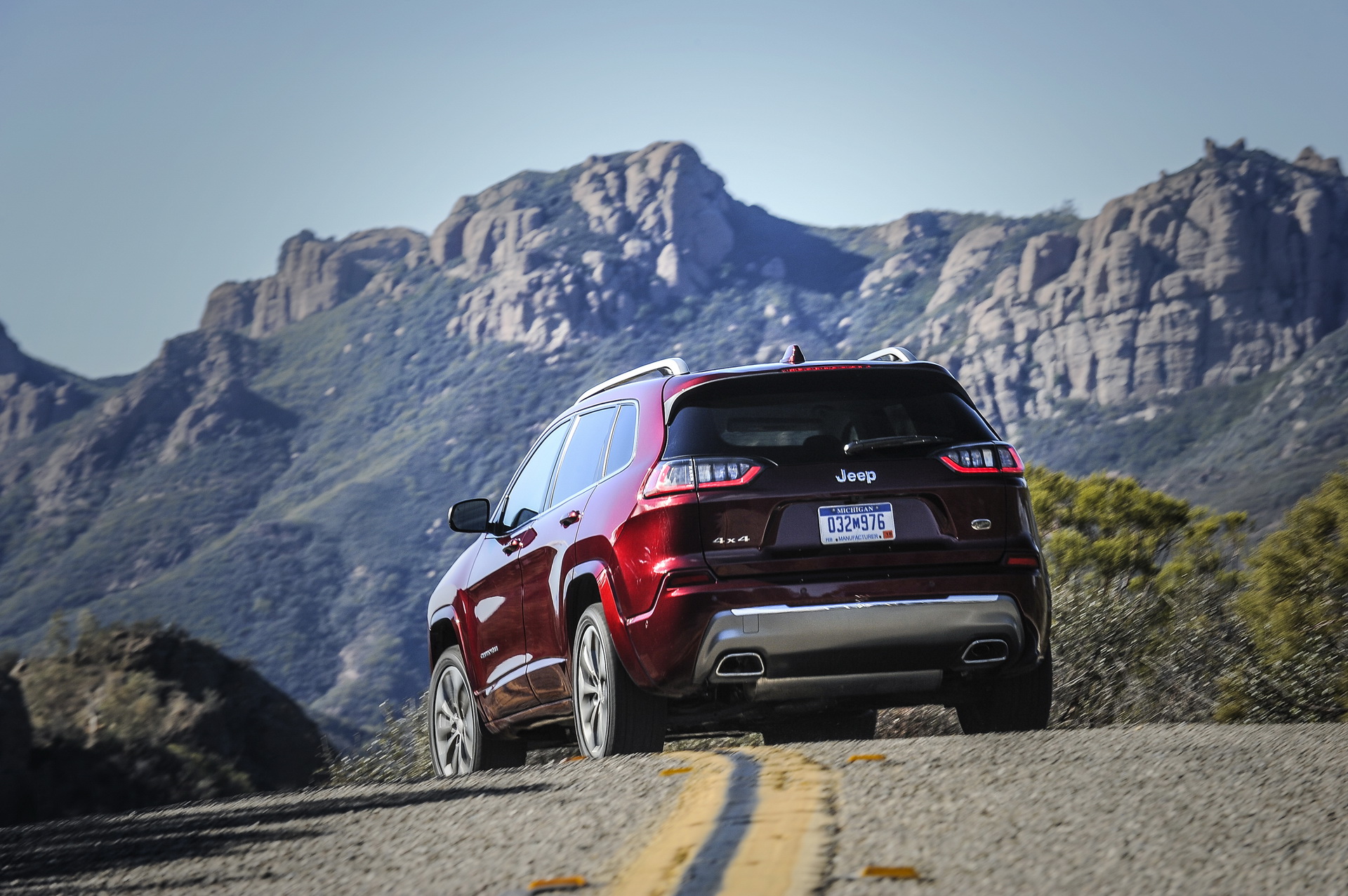 2021 Jeep Cherokee Loses Its Top-Spec Overland Trim Level
