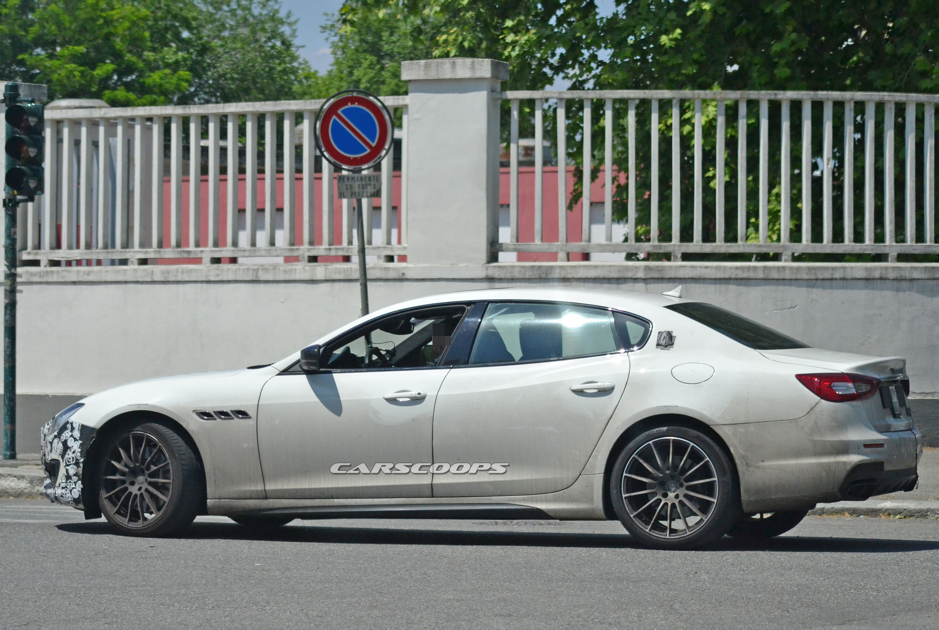 2021 Maserati Quattroporte Looks Almost Ready To Show Us Its Cards