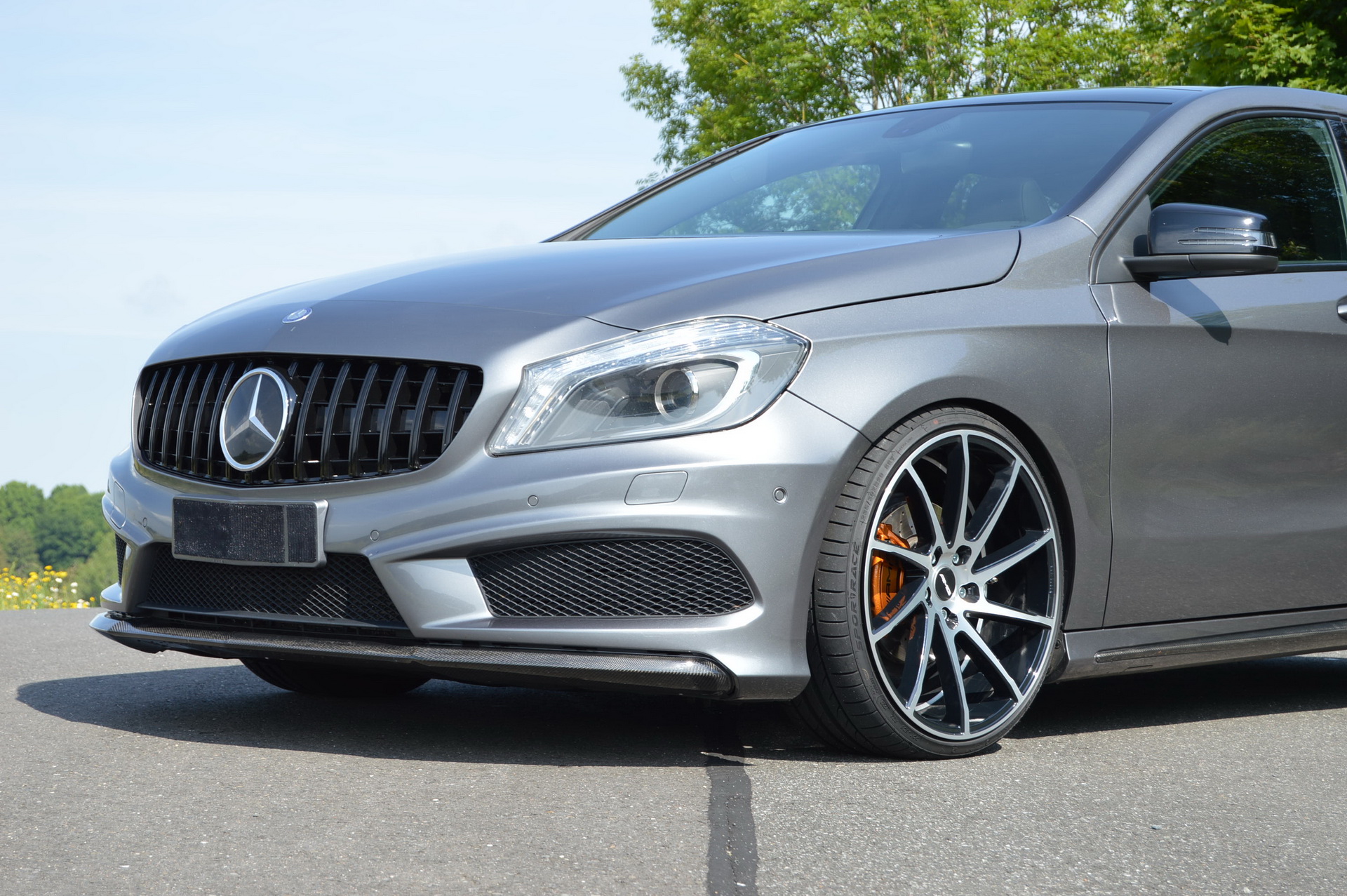 Do Modern AMG Looks Suit The Older Mercedes-Benz A-Class?