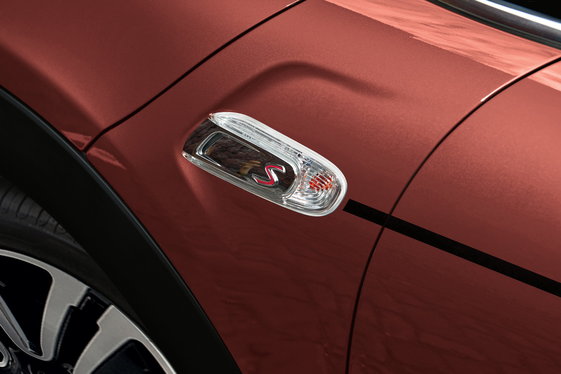 MINI Gives U.S. New Coral Red Edition Hardtop Models