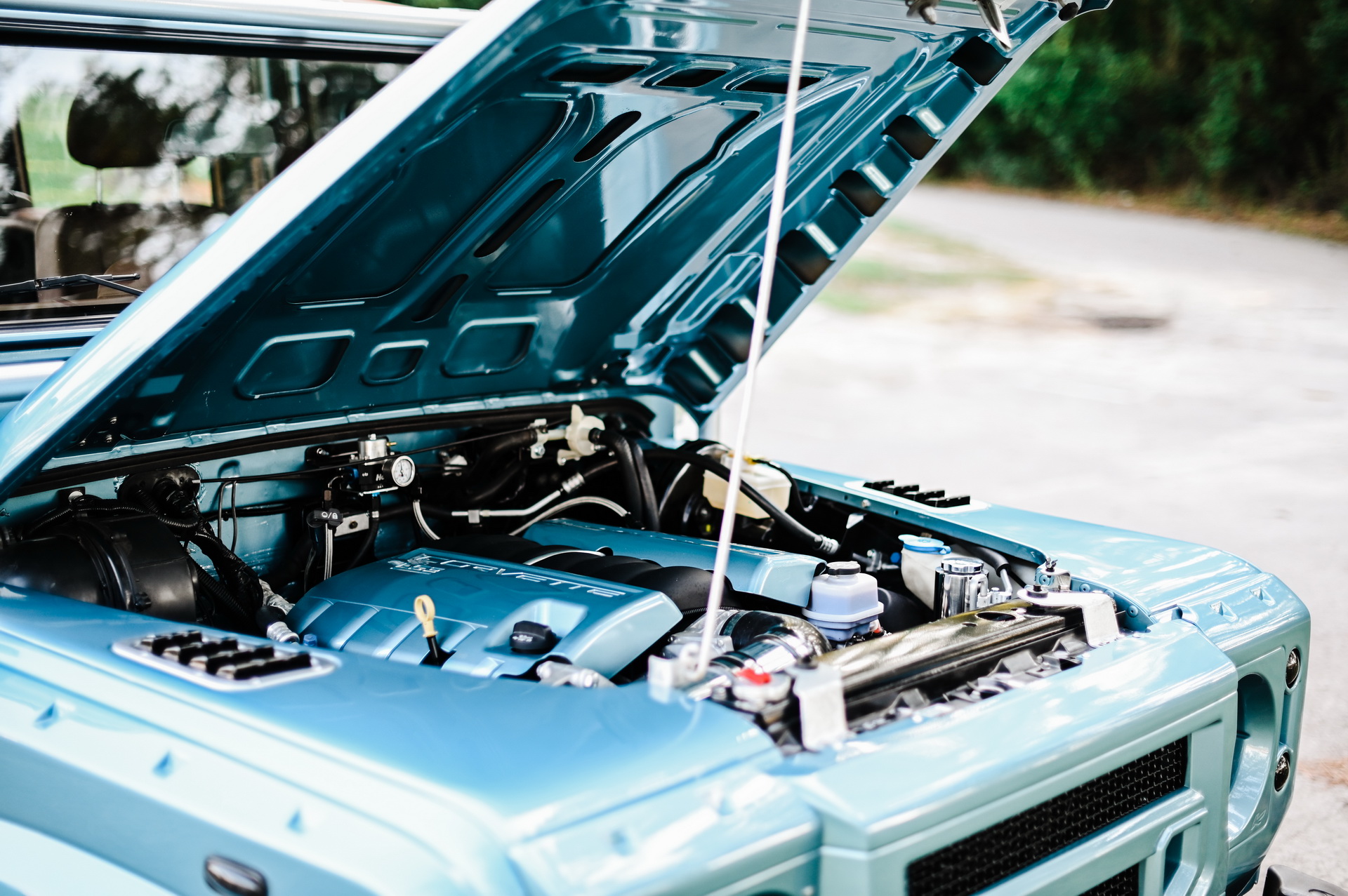 This Land Rover Defender 90 Open-Top Is Not What It Seems