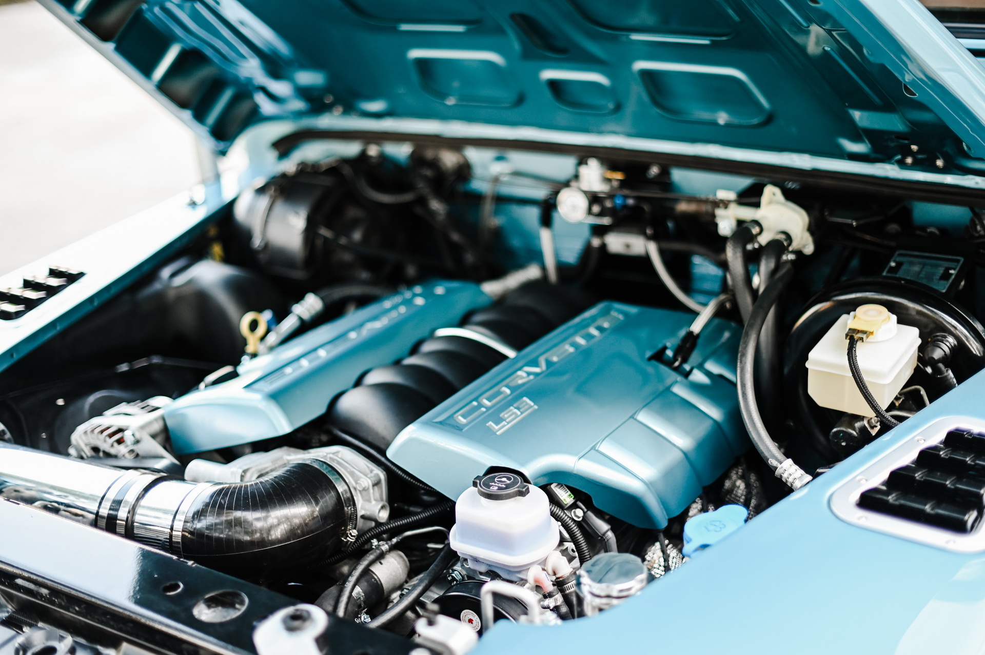 This Land Rover Defender 90 Open-Top Is Not What It Seems