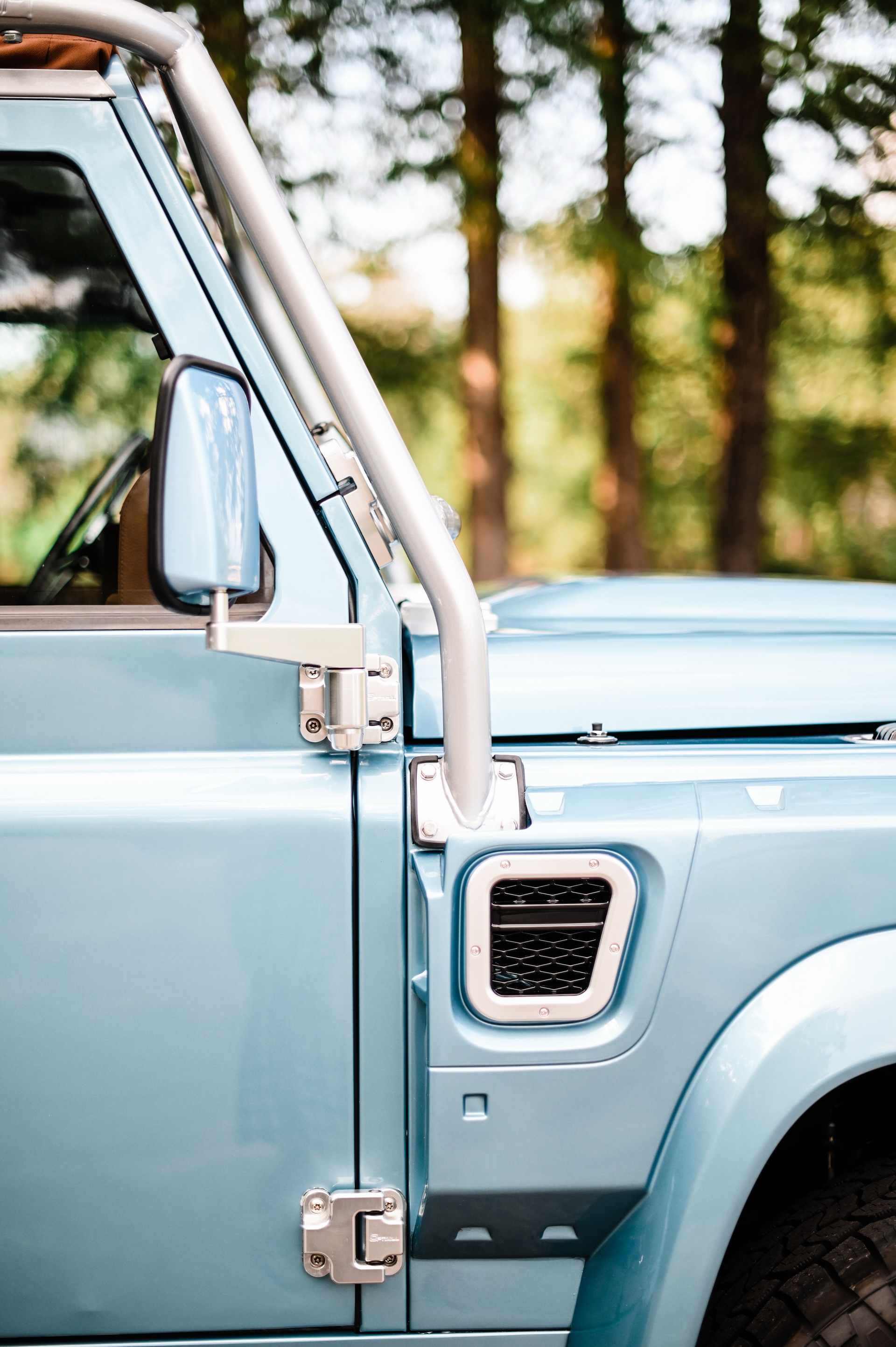 This Land Rover Defender 90 Open-Top Is Not What It Seems