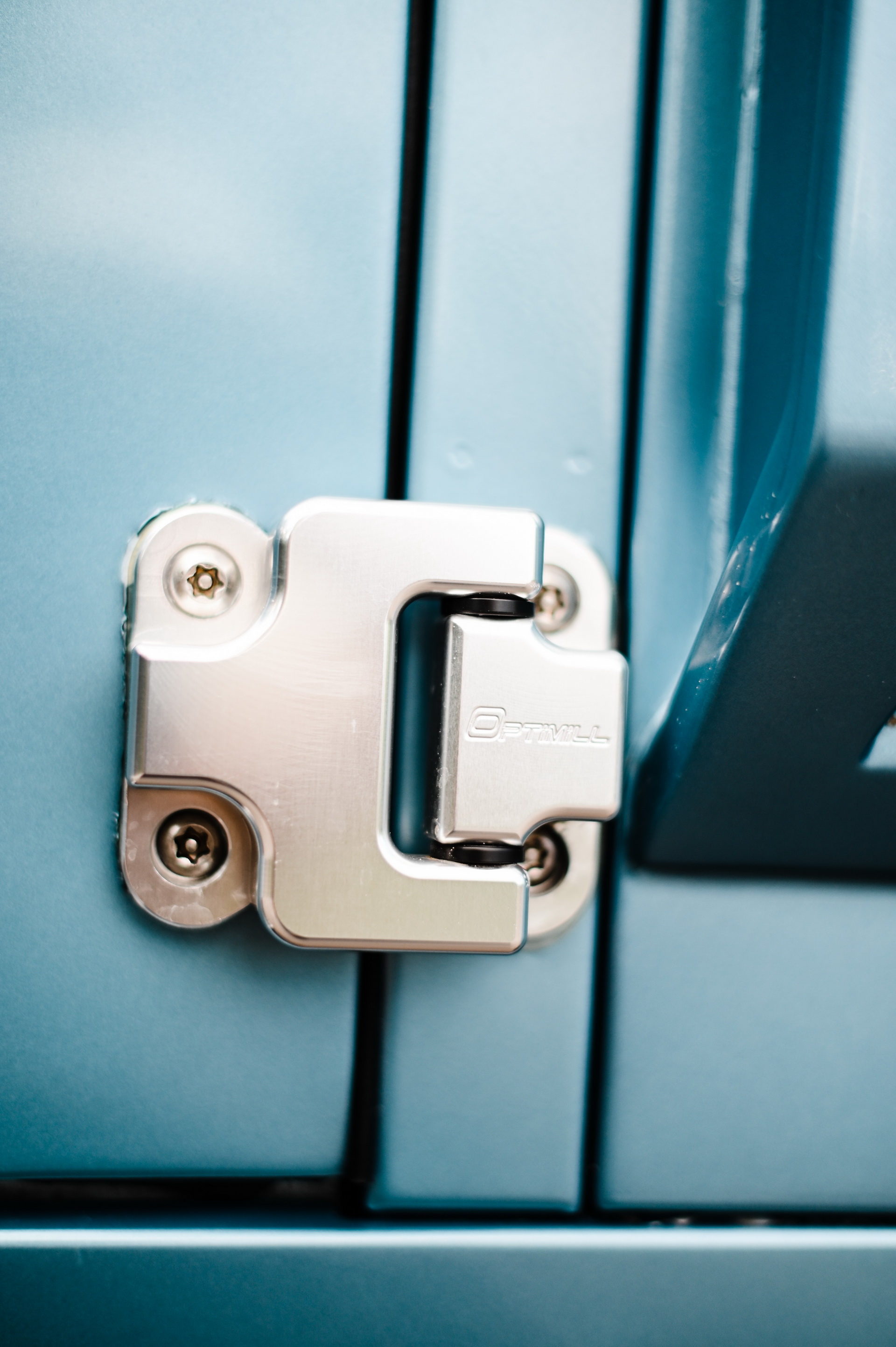 This Land Rover Defender 90 Open-Top Is Not What It Seems