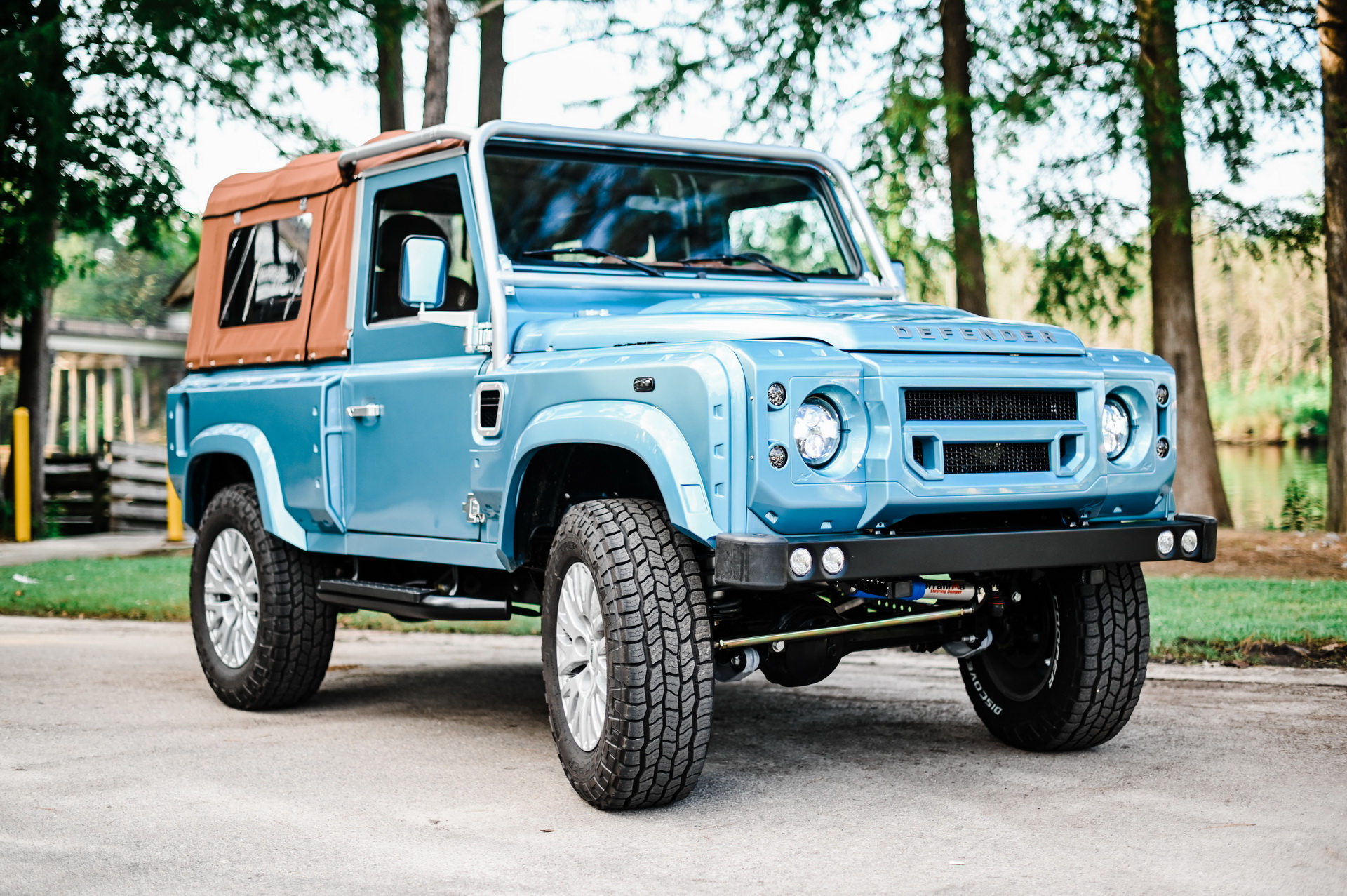 This Land Rover Defender 90 Open-Top Is Not What It Seems