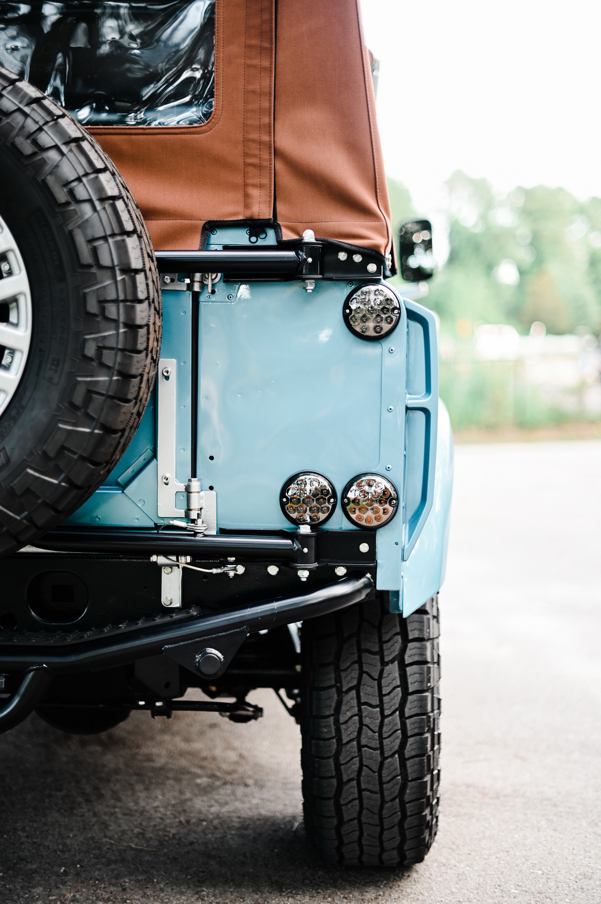 This Land Rover Defender 90 Open-Top Is Not What It Seems