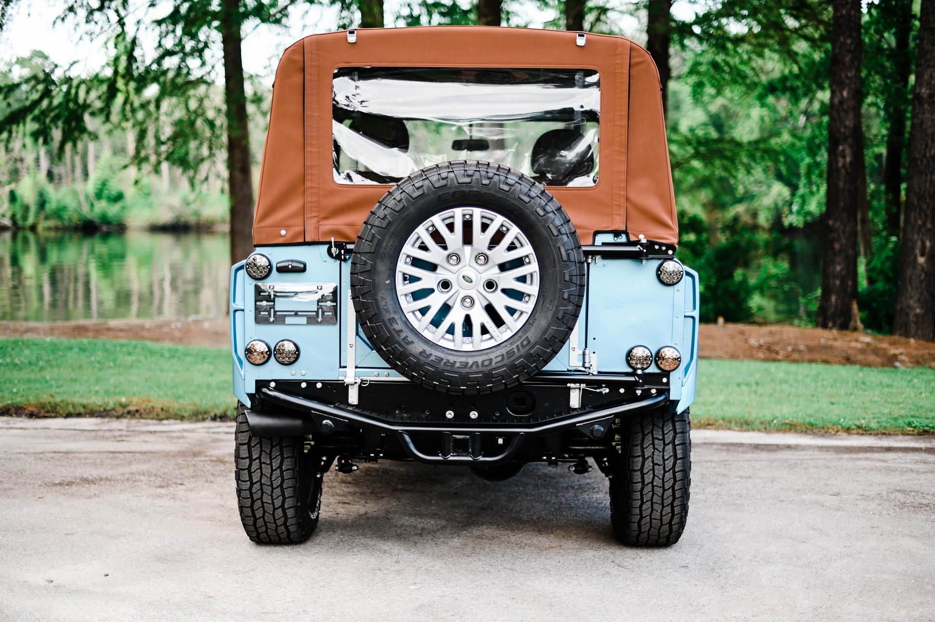 This Land Rover Defender 90 Open-Top Is Not What It Seems