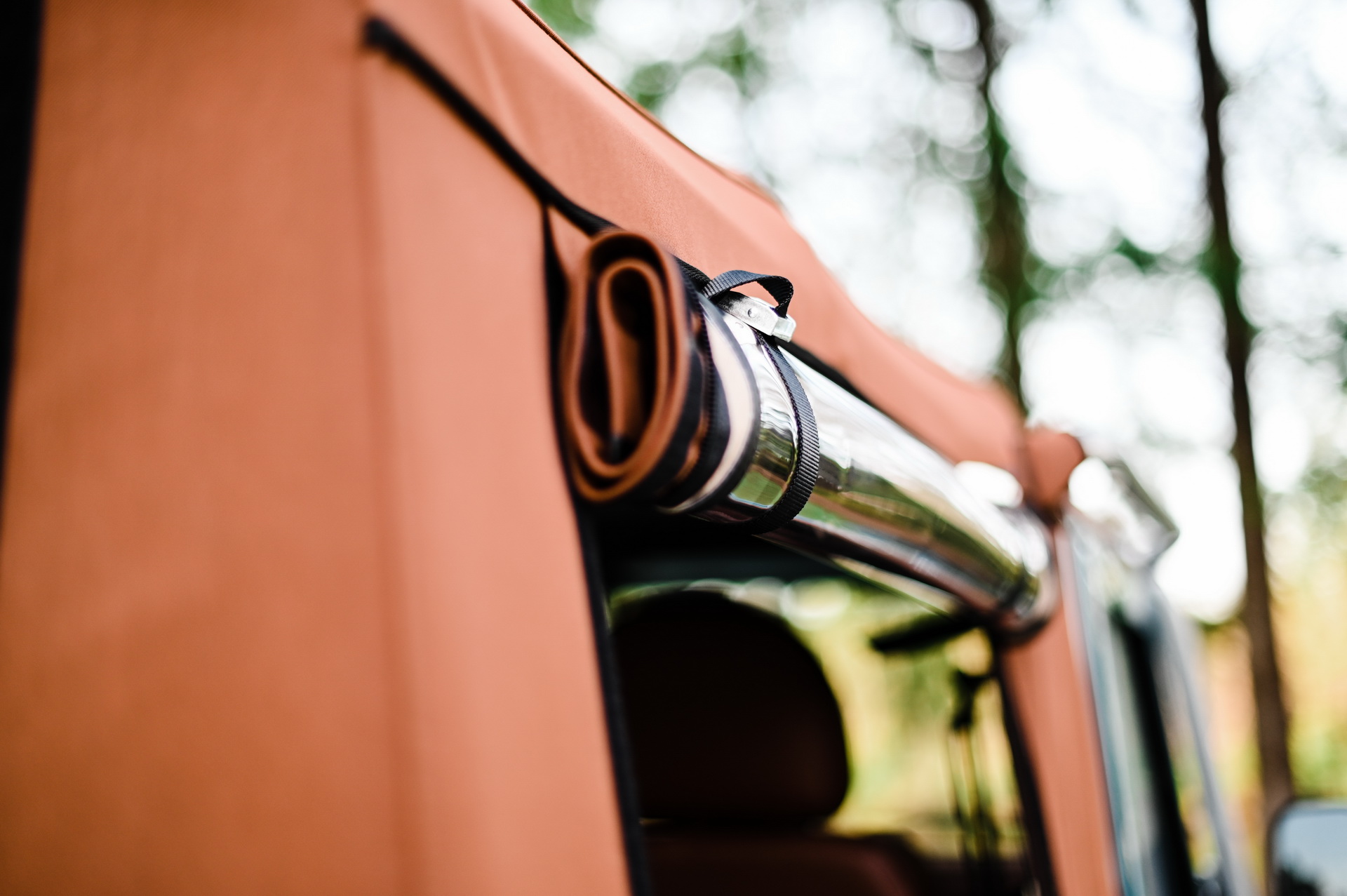 This Land Rover Defender 90 Open-Top Is Not What It Seems