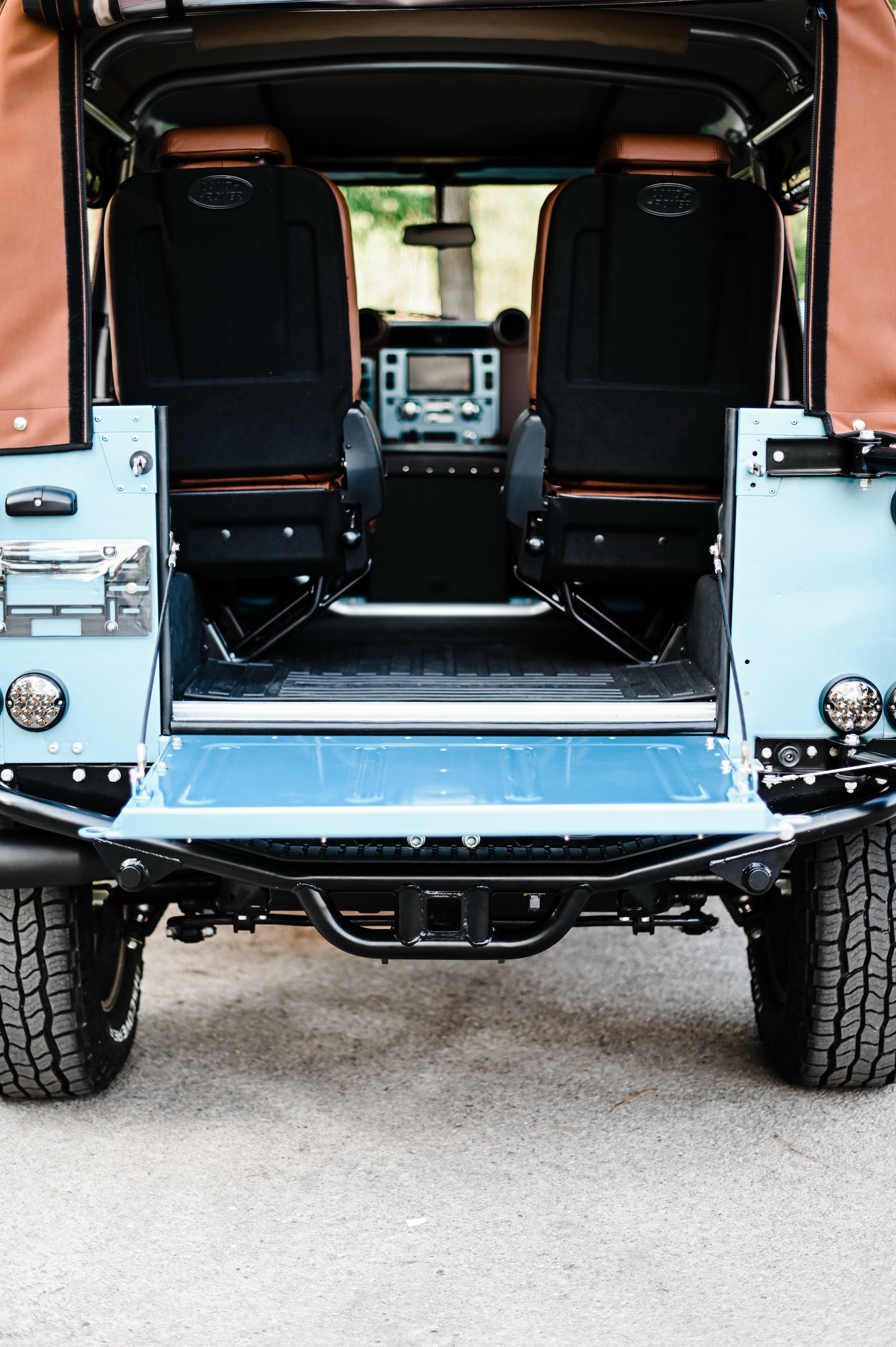 This Land Rover Defender 90 Open-Top Is Not What It Seems