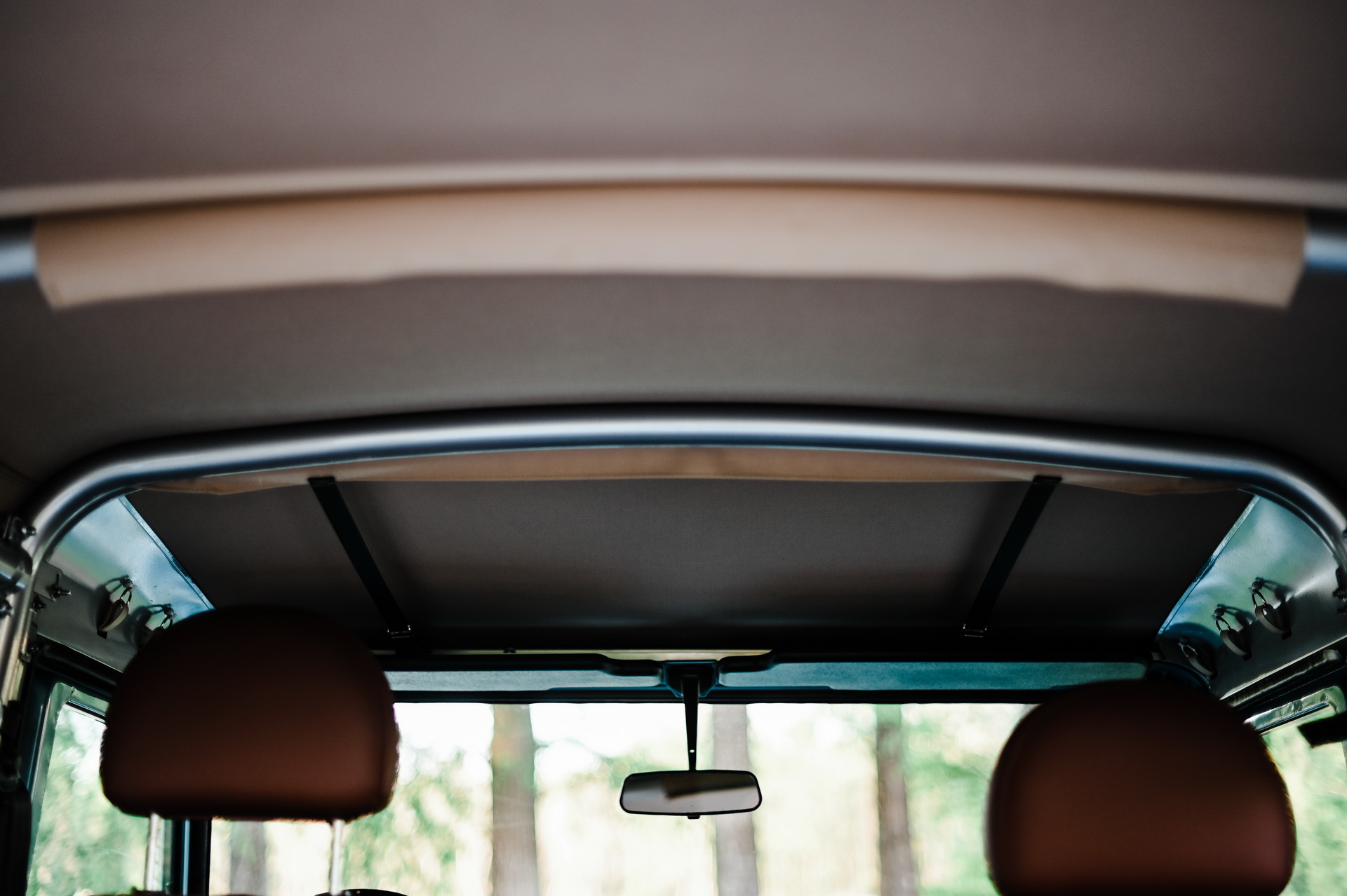 This Land Rover Defender 90 Open-Top Is Not What It Seems