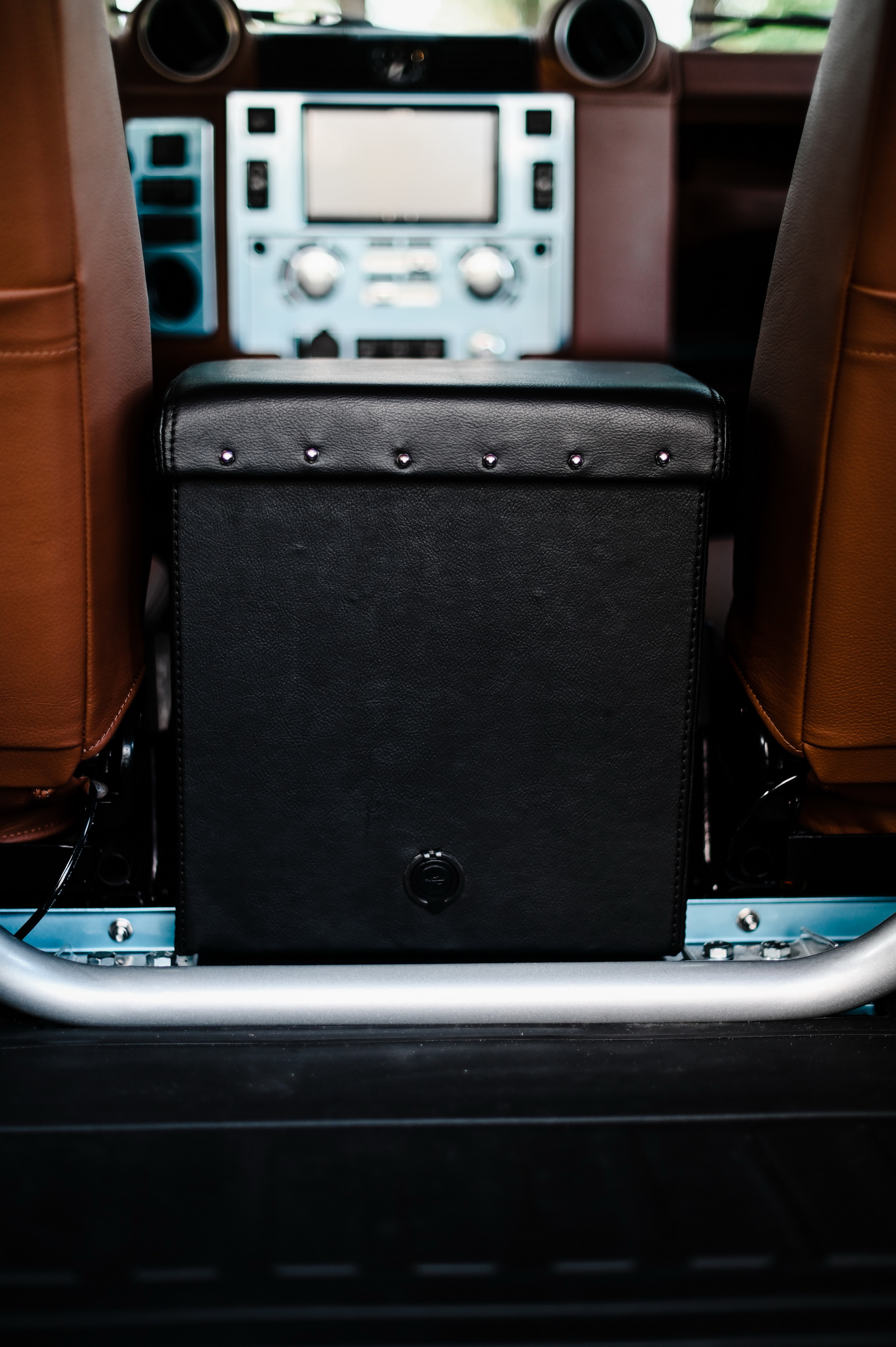 This Land Rover Defender 90 Open-Top Is Not What It Seems