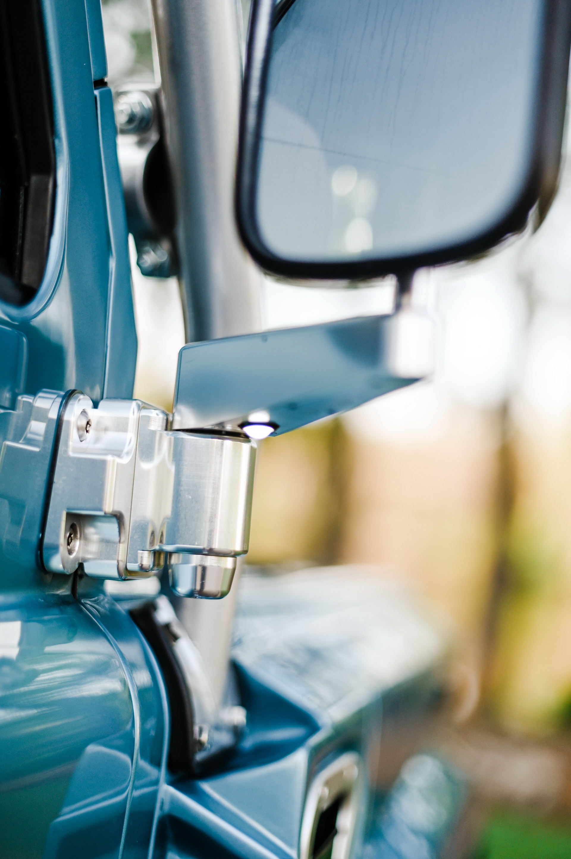 This Land Rover Defender 90 Open-Top Is Not What It Seems