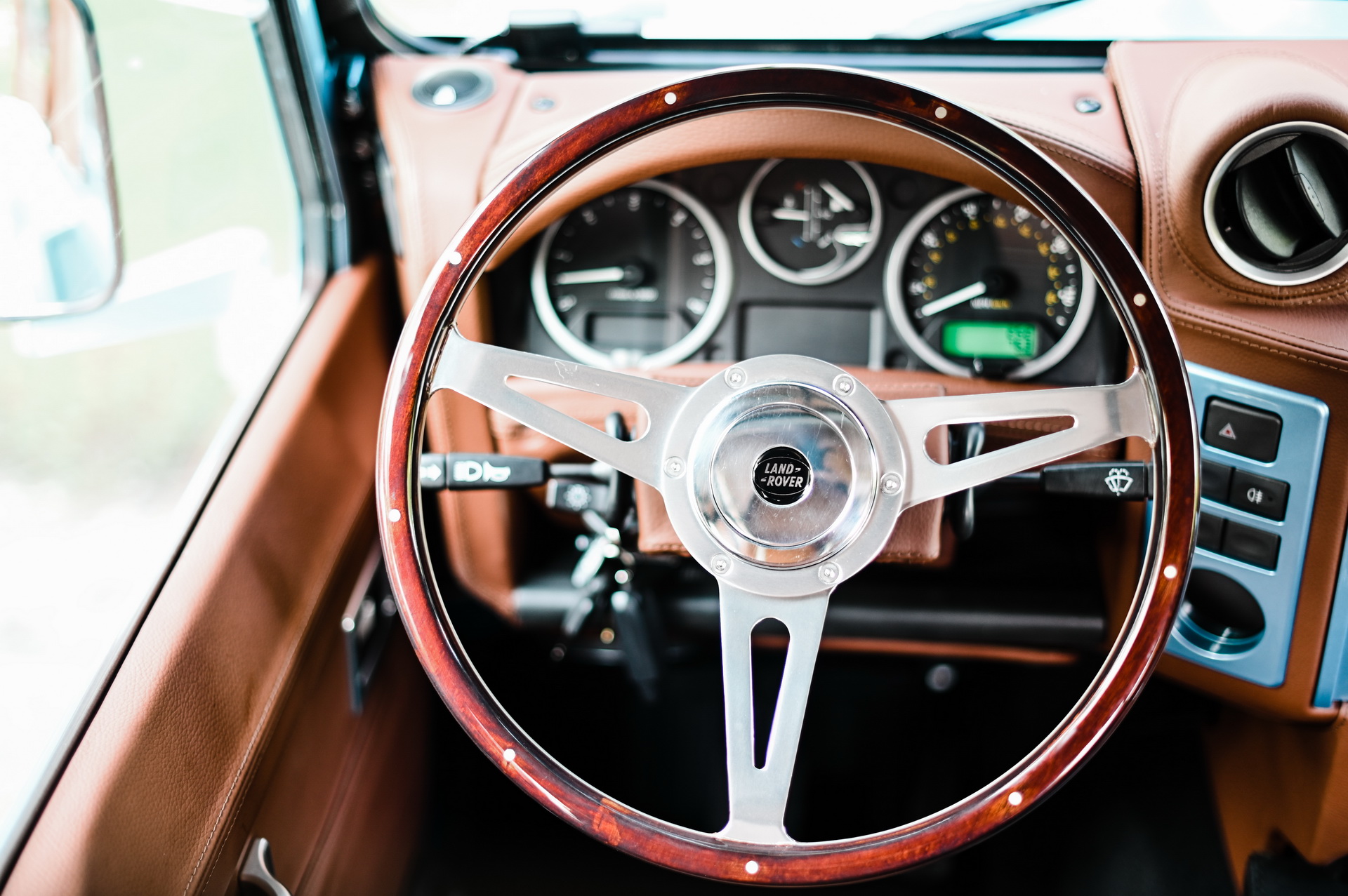 This Land Rover Defender 90 Open-Top Is Not What It Seems