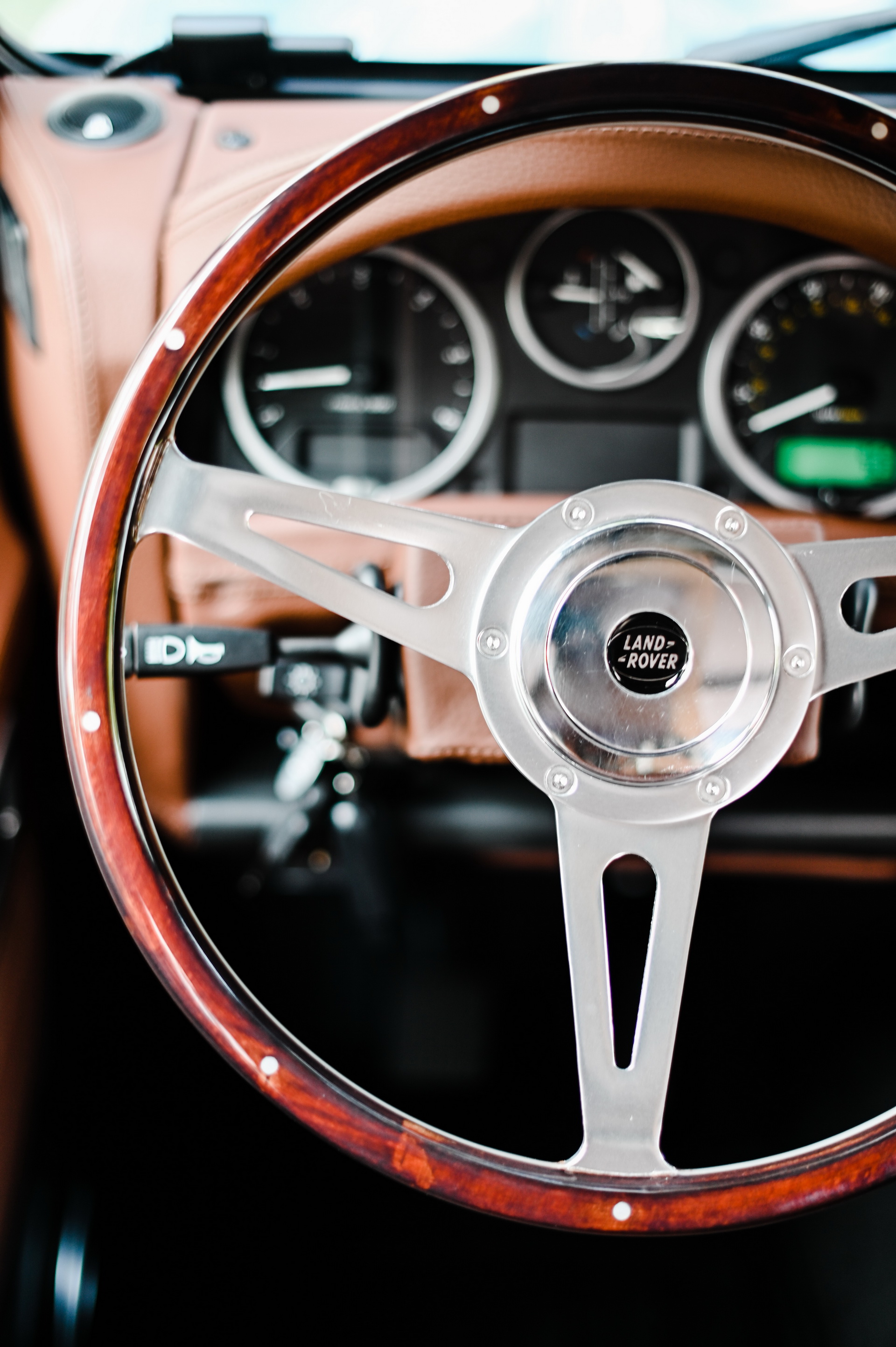 This Land Rover Defender 90 Open-Top Is Not What It Seems