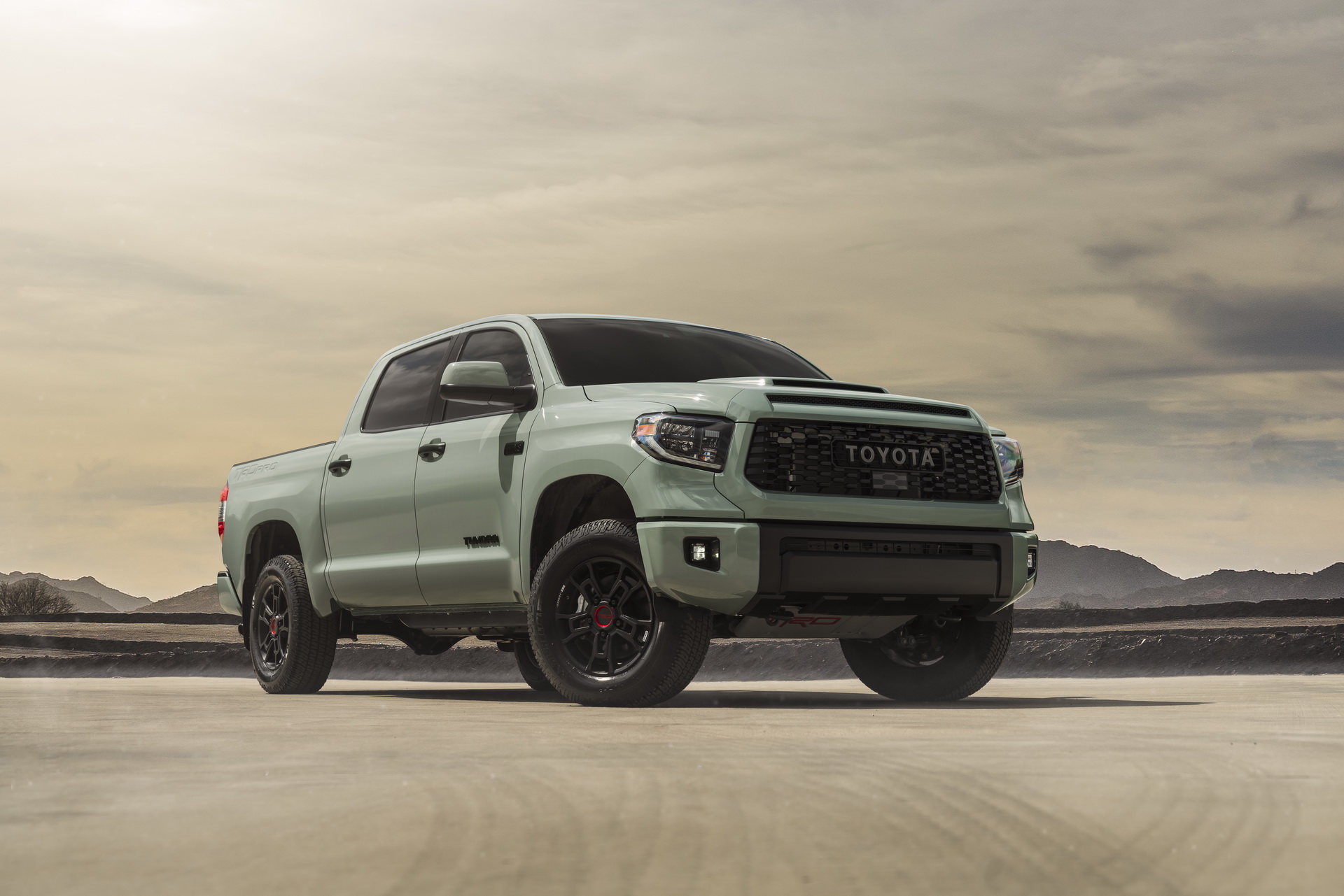 179 2019 toyota tundra trd pro accessories for Touring