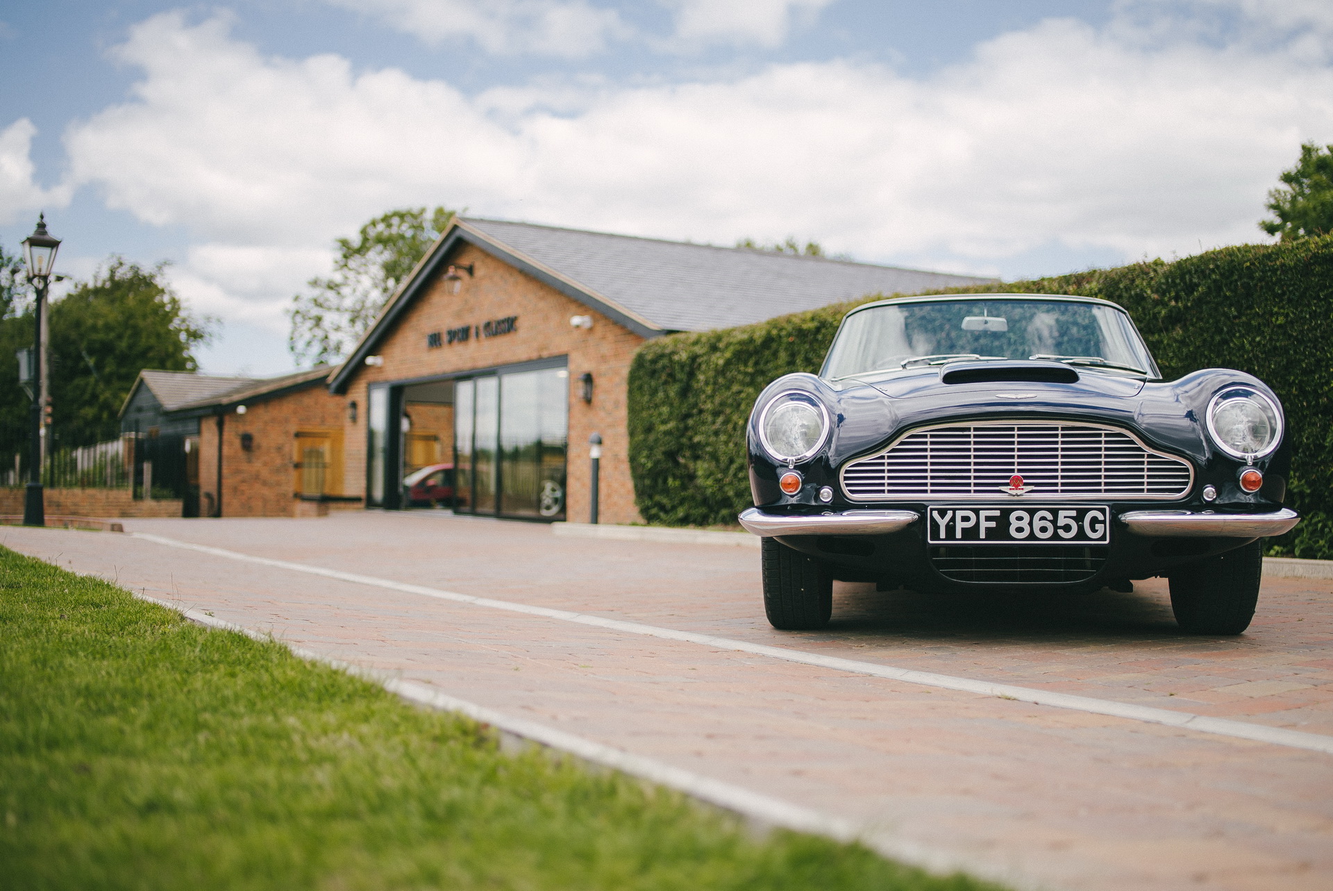Someone Invested Over $130K In This 1968 Aston Martin DB6 Volante, And Now They’re Selling It