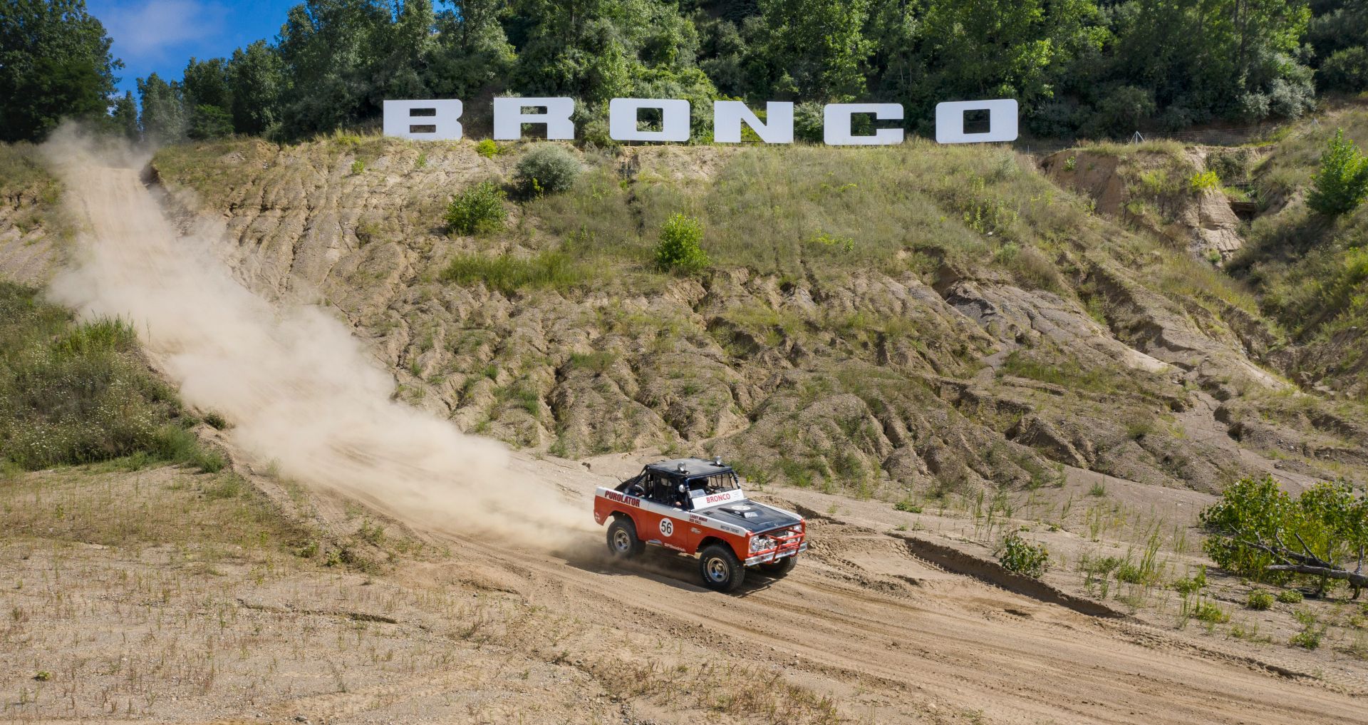 Ford Has 165,000 Bronco And Bronco Sport Reservations, Says Customer Response Is “Unprecedented”