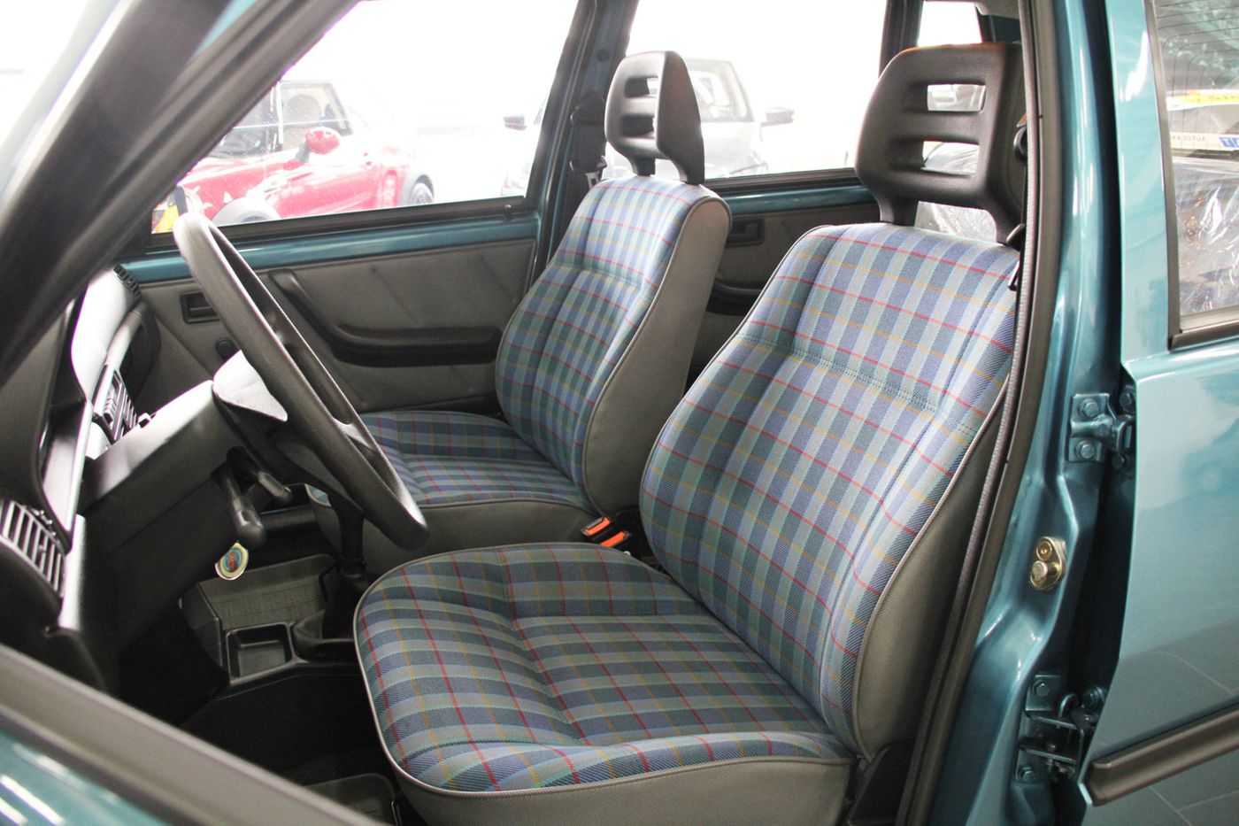 1996 Fiat Uno Travels Through Time, Reaches 2020 With Just 560 Miles On The Clock