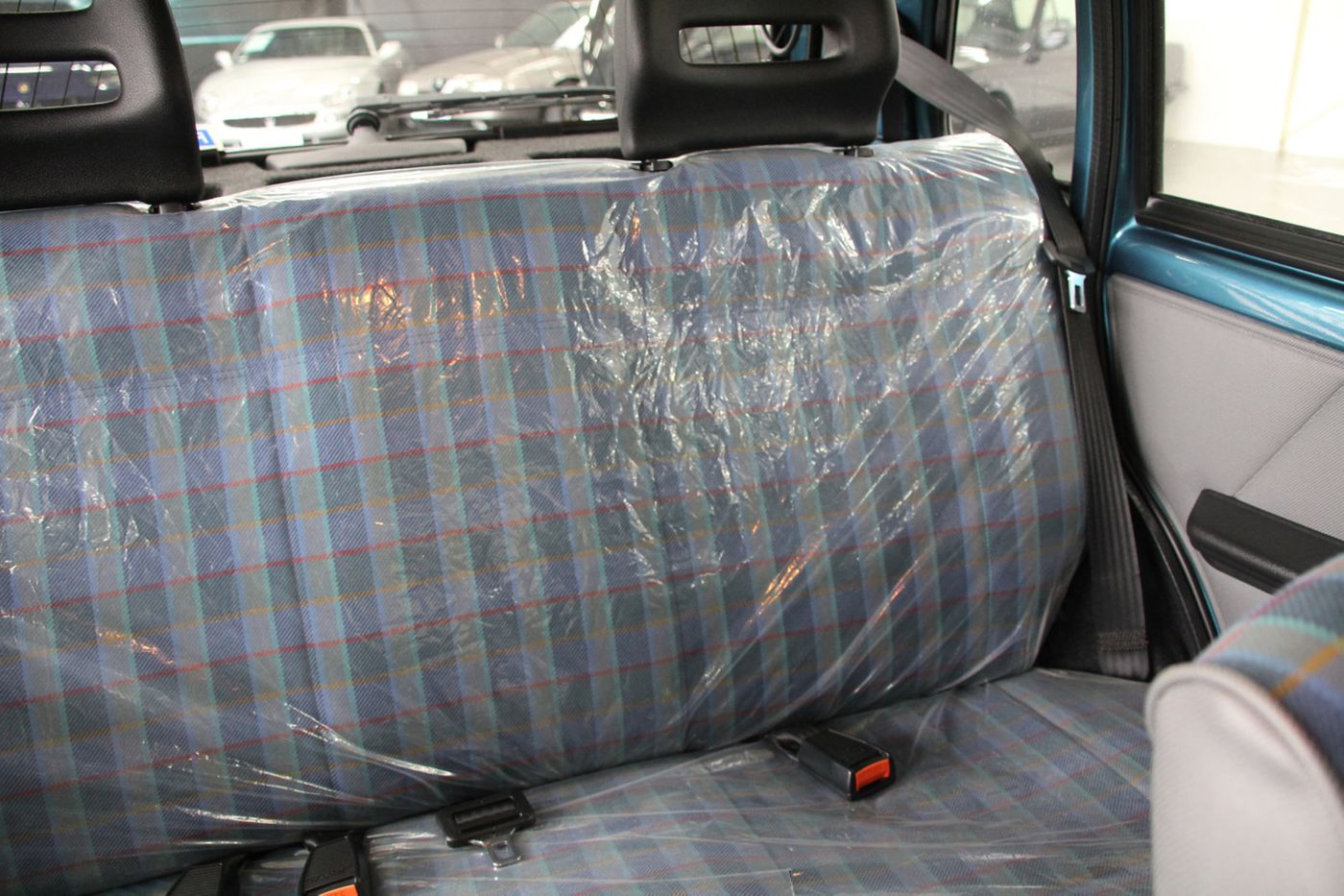 1996 Fiat Uno Travels Through Time, Reaches 2020 With Just 560 Miles On The Clock