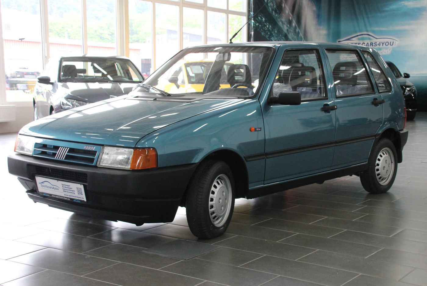 1996 Fiat Uno Travels Through Time, Reaches 2020 With Just 560 Miles On The Clock