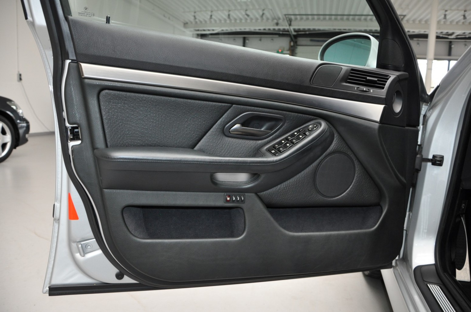 2001 BMW E39 M5 Has Aged Like Fine Wine, Can Be Yours For $52k