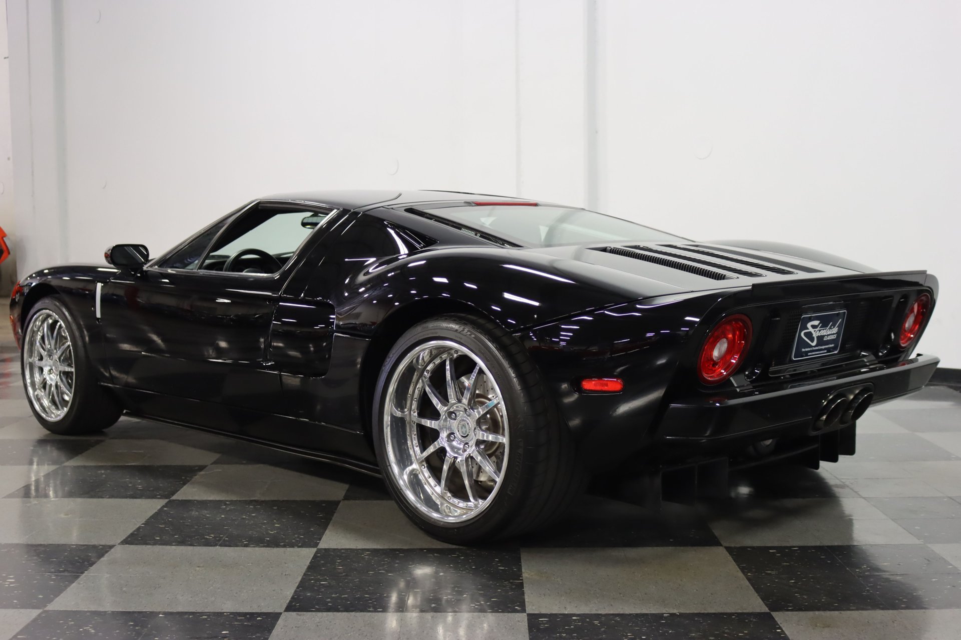 Twin-Turbo 2005 Ford GT With 840 HP Is A Bit Of A Bargain