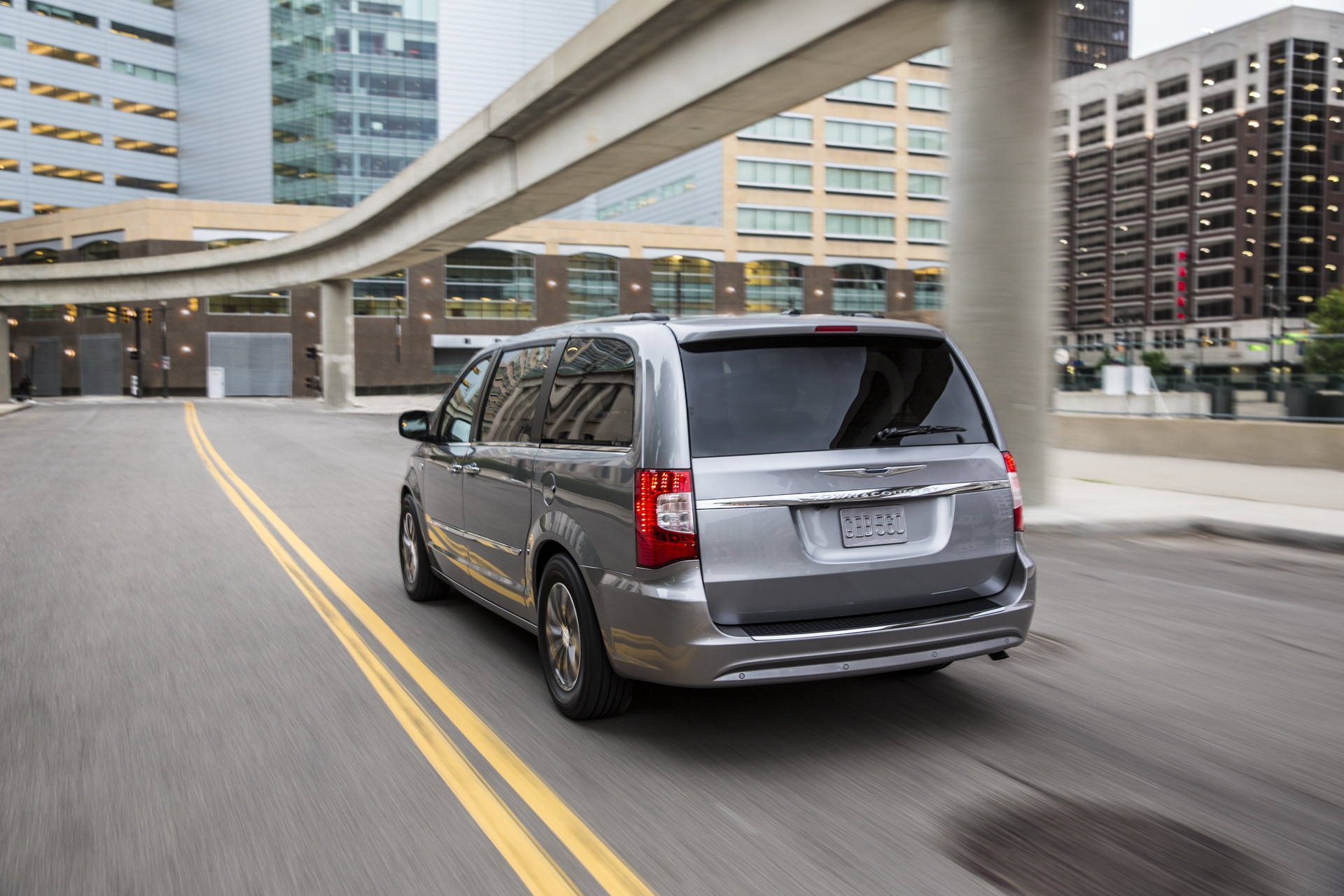NHTSA Investigates 2014 Chrysler Town & Country Over Fire Risk, USB Ports Are “Likely Origin”