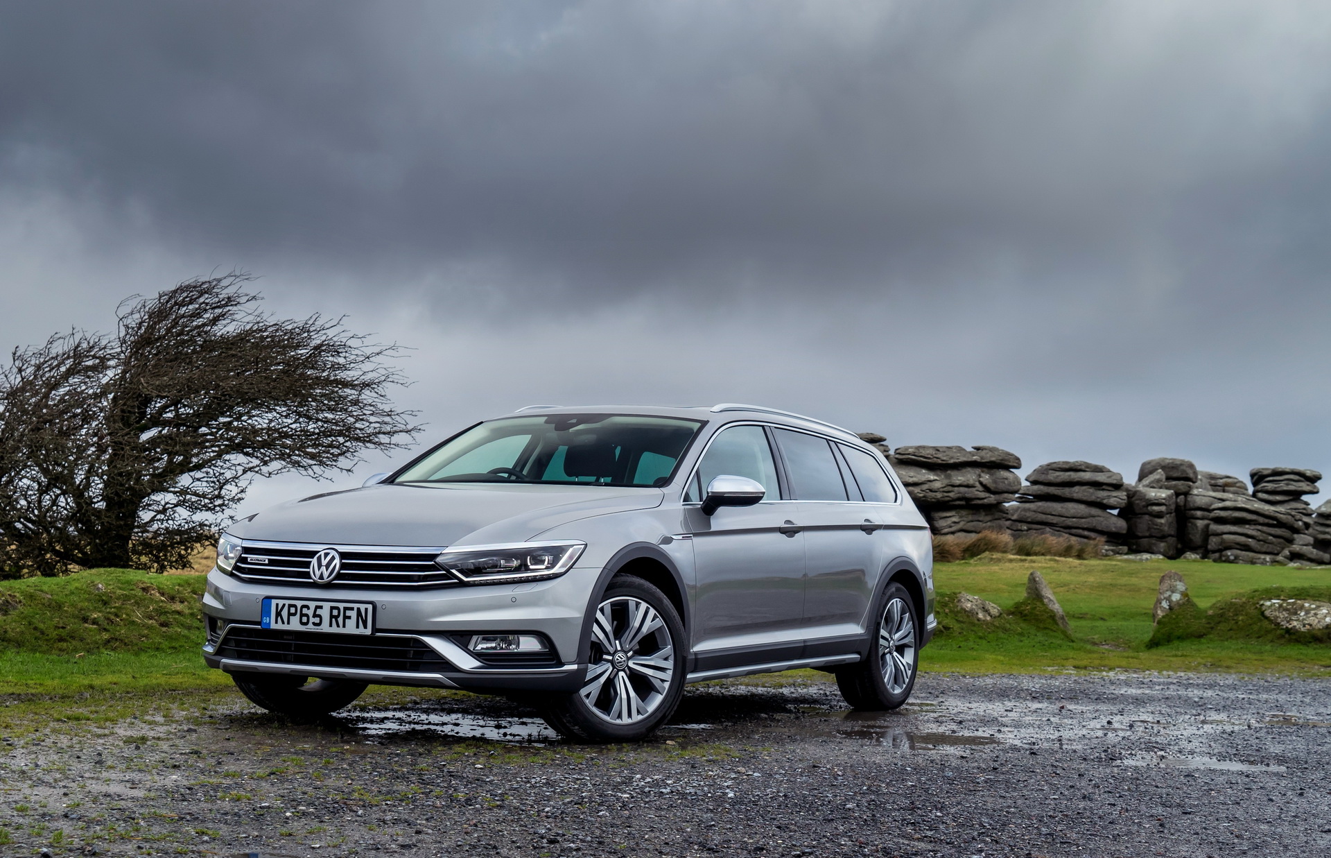 VW Passat Alltrack Dropped From The UK As Buyers Flock To SUVs