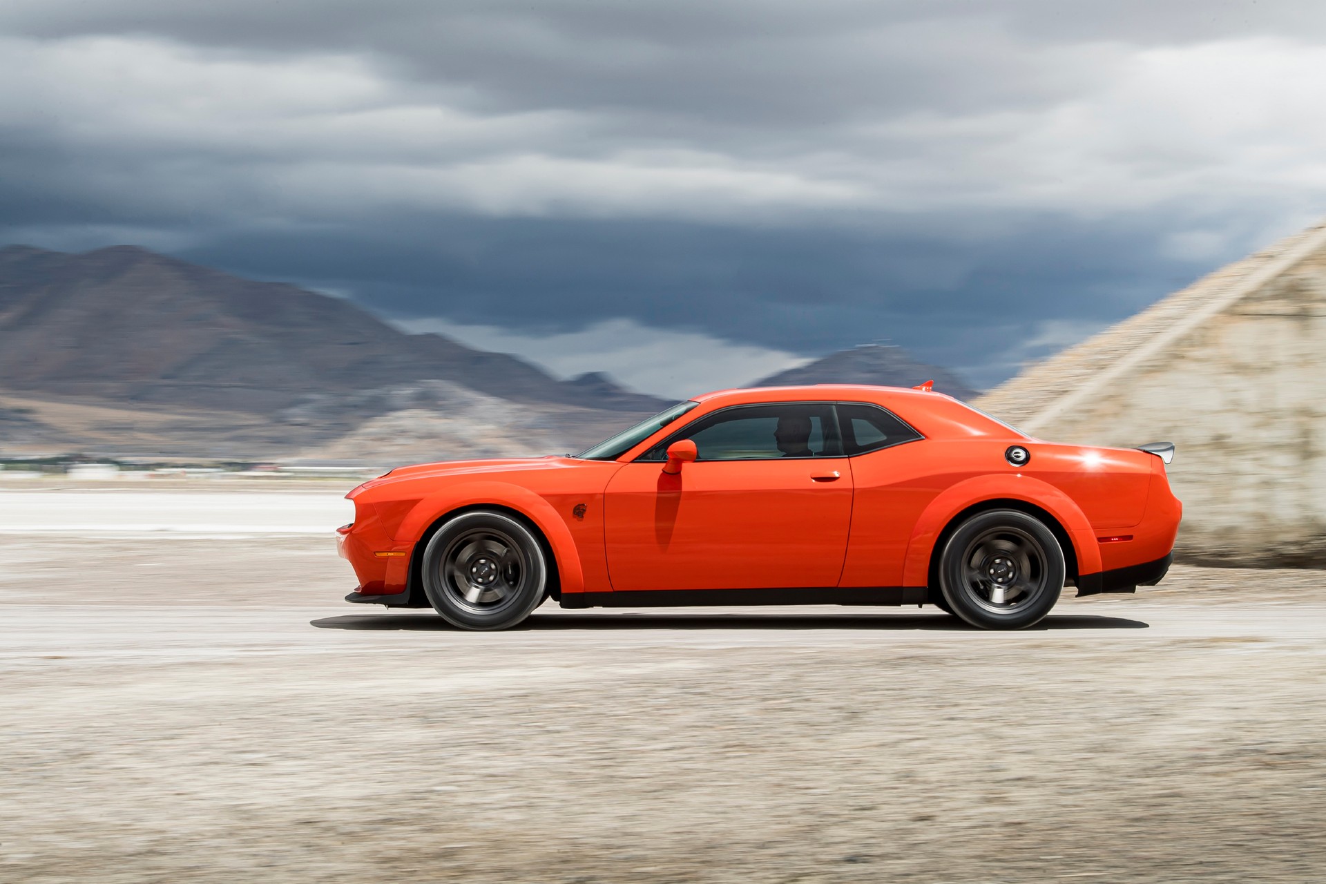 Dodge’s 807 HP Challenger SRT Super Stock Starts At $79,595