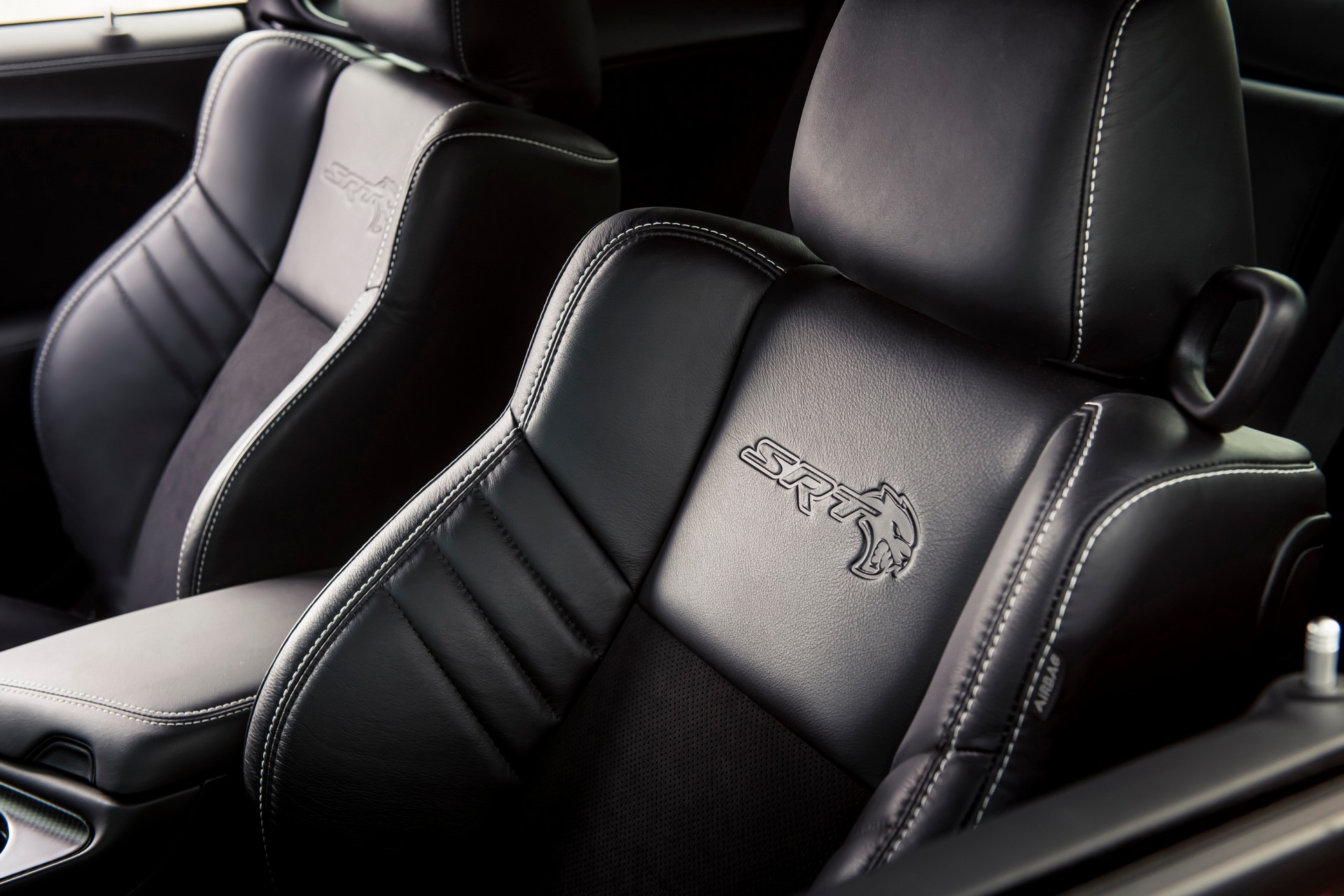 Dodge’s 807 HP Challenger SRT Super Stock Starts At $79,595