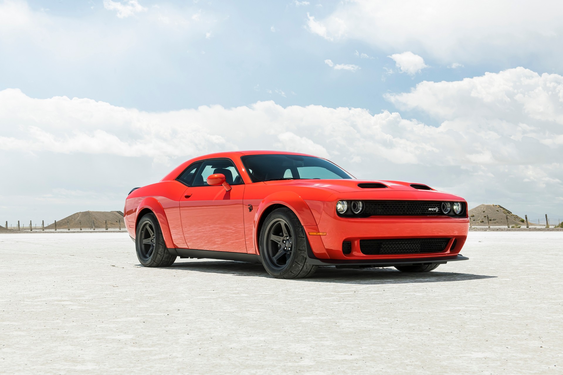 Dodge’s 807 HP Challenger SRT Super Stock Starts At $79,595