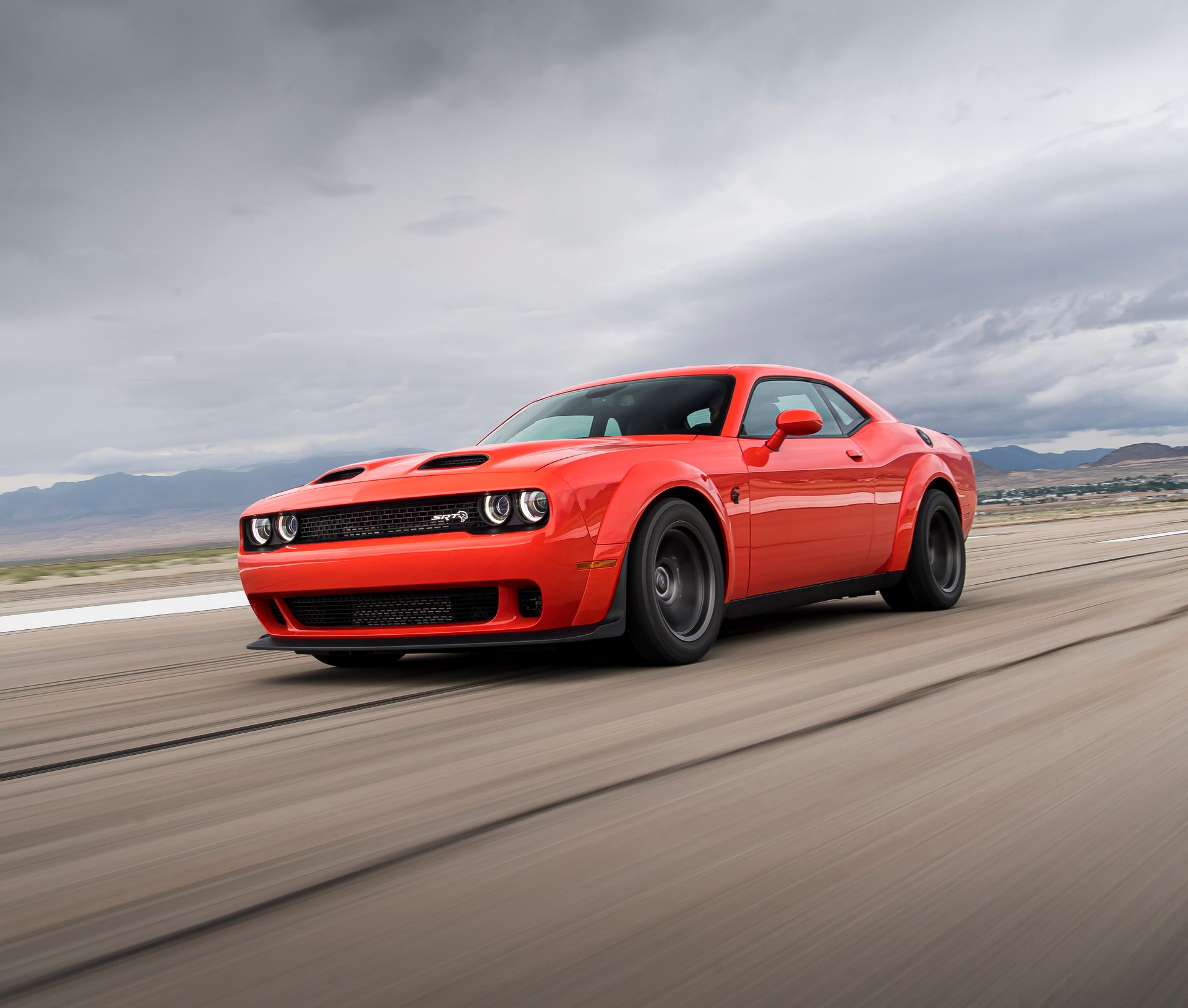 Dodge’s 807 HP Challenger SRT Super Stock Starts At $79,595