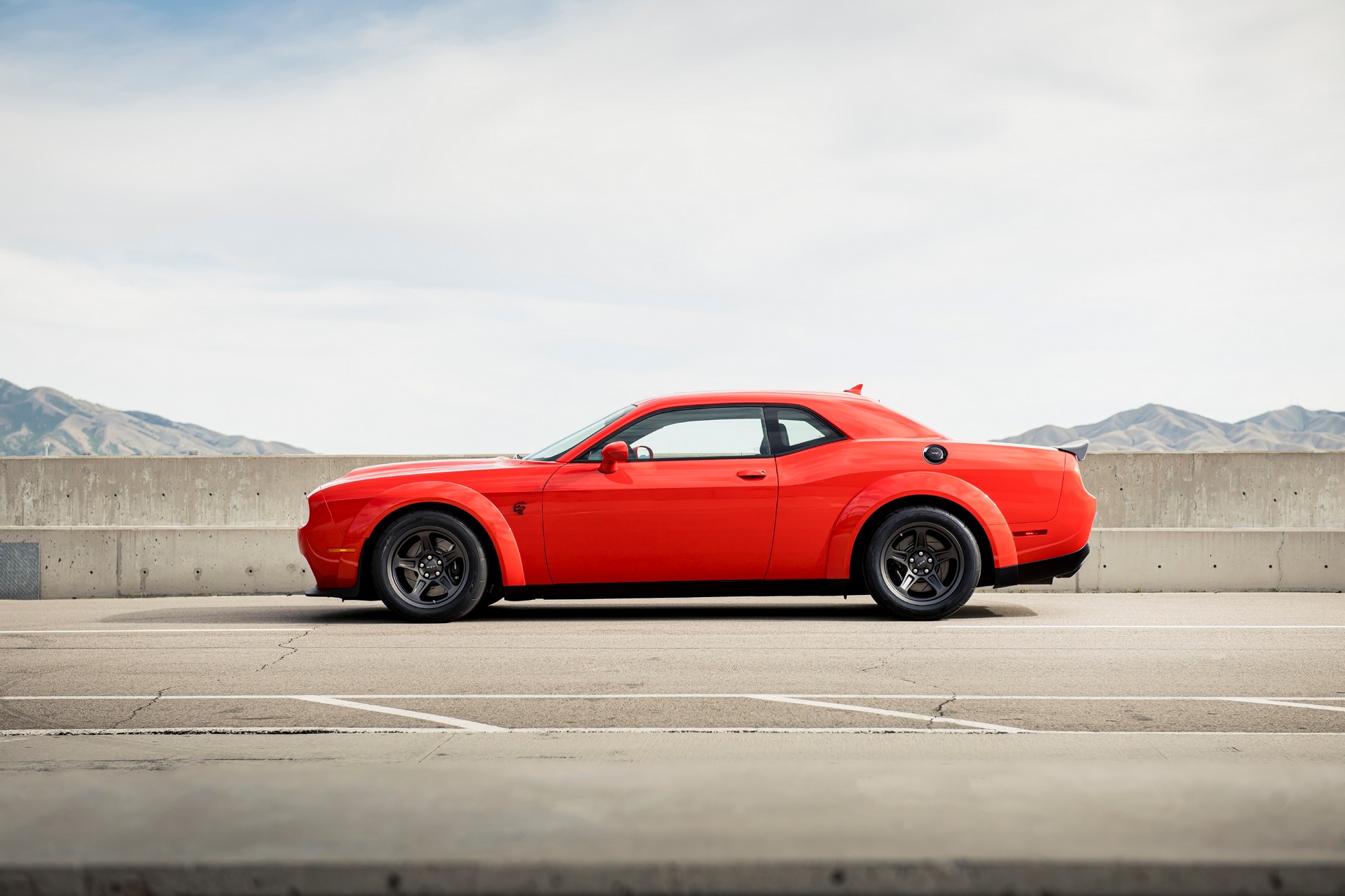 Dodge’s 807 HP Challenger SRT Super Stock Starts At $79,595