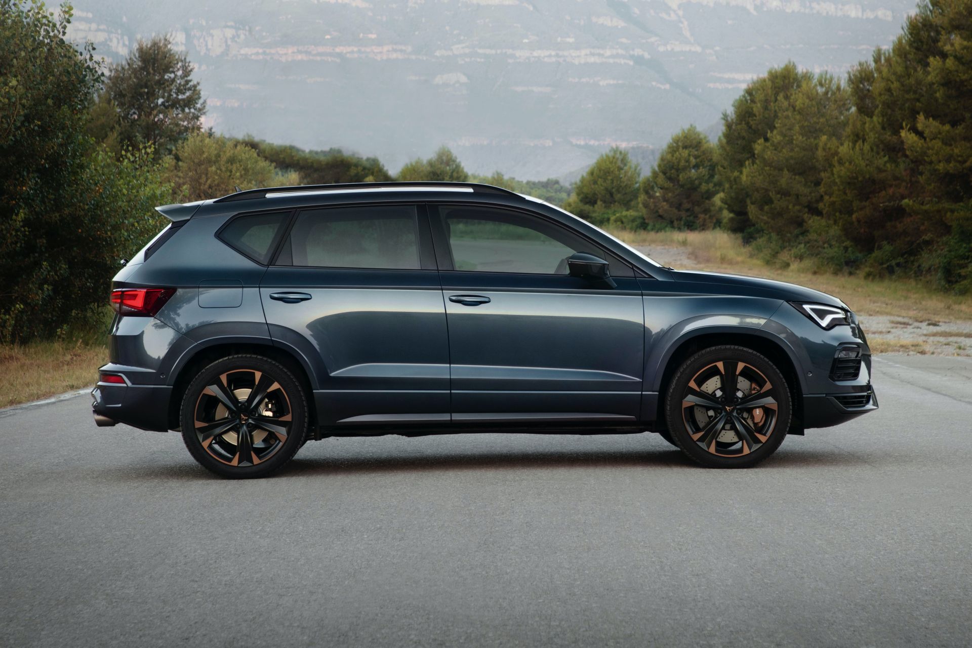 New Photos And Videos Will Help You Know SEAT’s 2021 Cupra Ateca Better