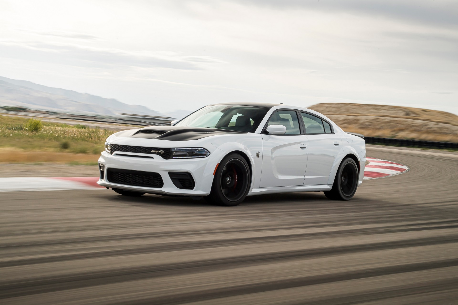 2021 Dodge Charger SRT Hellcat Redeye Packs 797 HP For $78,595