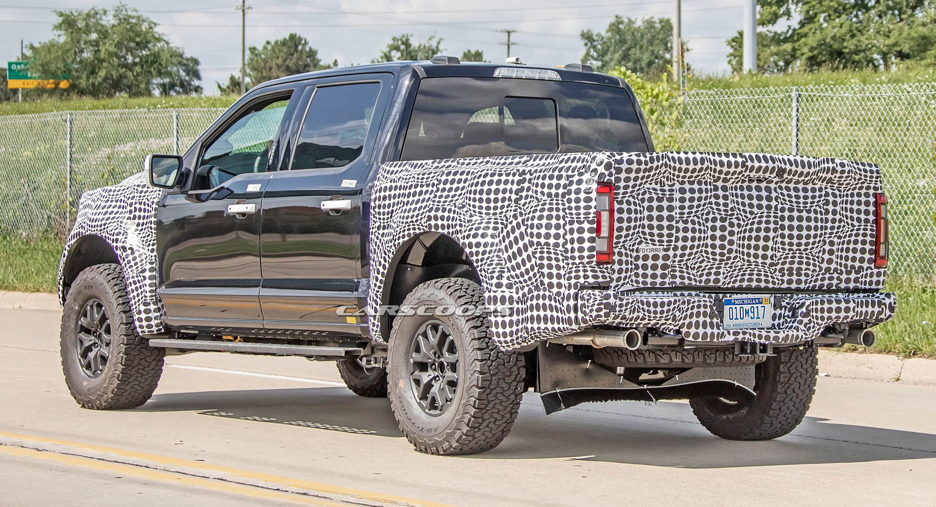 2021 Ford F-150 Raptor Filmed Testing On The Streets; Does It Sound