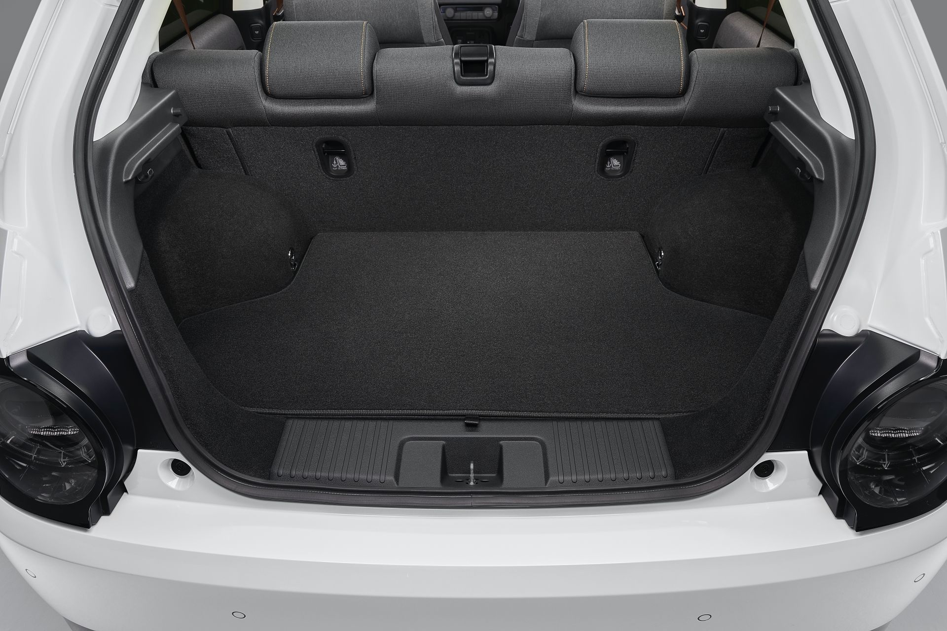 Electric Honda e Gains Genuine Accessories For Its Japanese Launch