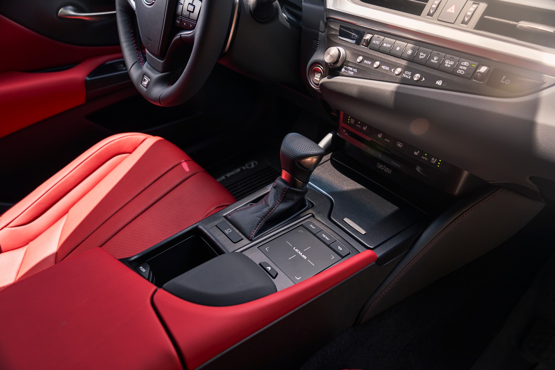 2021 Lexus ES Gains All-Wheel Drive And New Black Line Special Edition