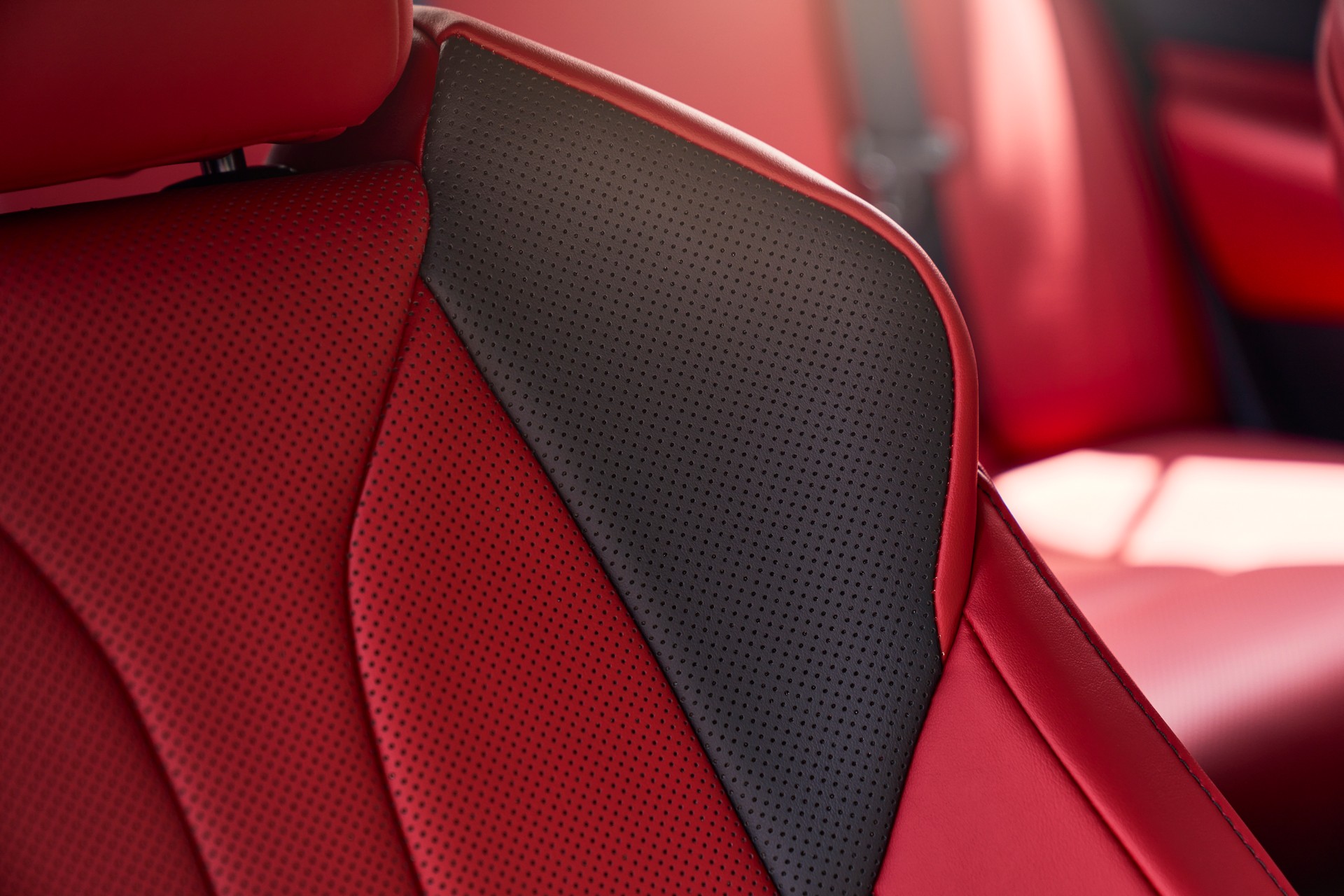 2021 Lexus ES Gains All-Wheel Drive And New Black Line Special Edition