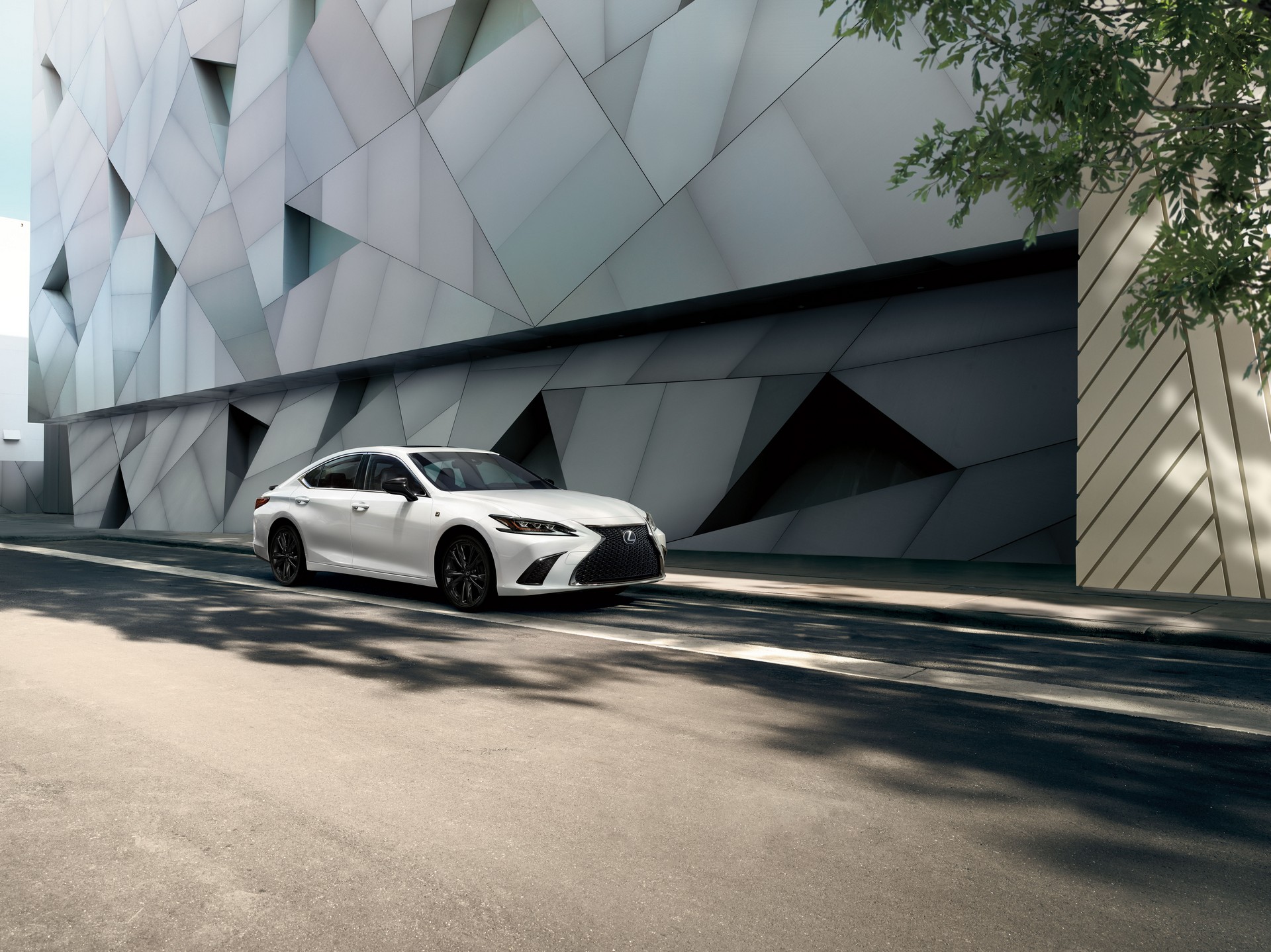 2021 Lexus ES Gains All-Wheel Drive And New Black Line Special Edition