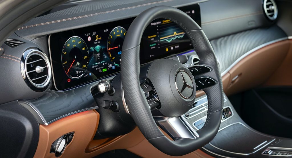  Nokia Wins Patent Dispute Against Daimler, Could Ask For Mercedes Sales Ban In Germany