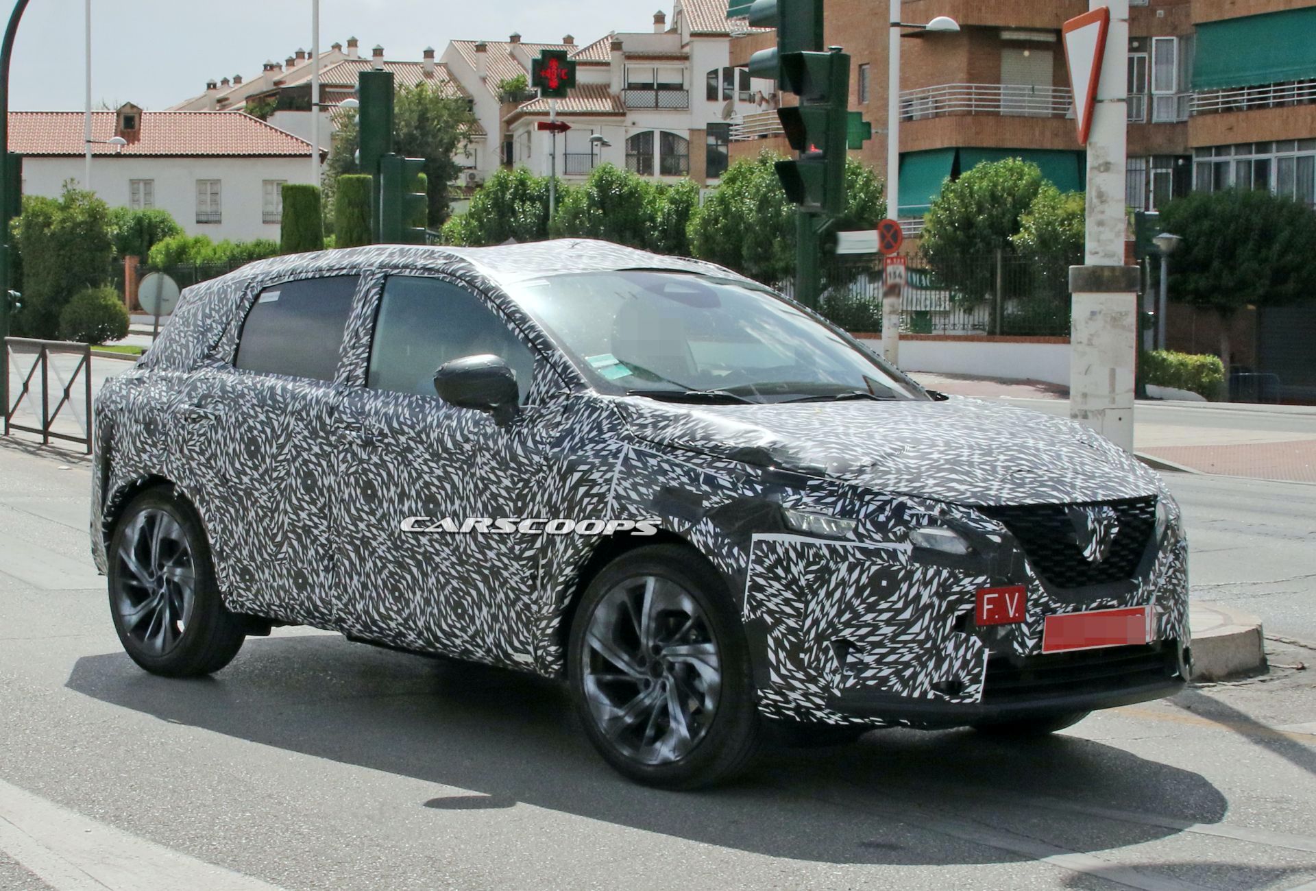 Here’s Our Best Look Yet At The New 2021 Nissan Qashqai / Rogue Sport