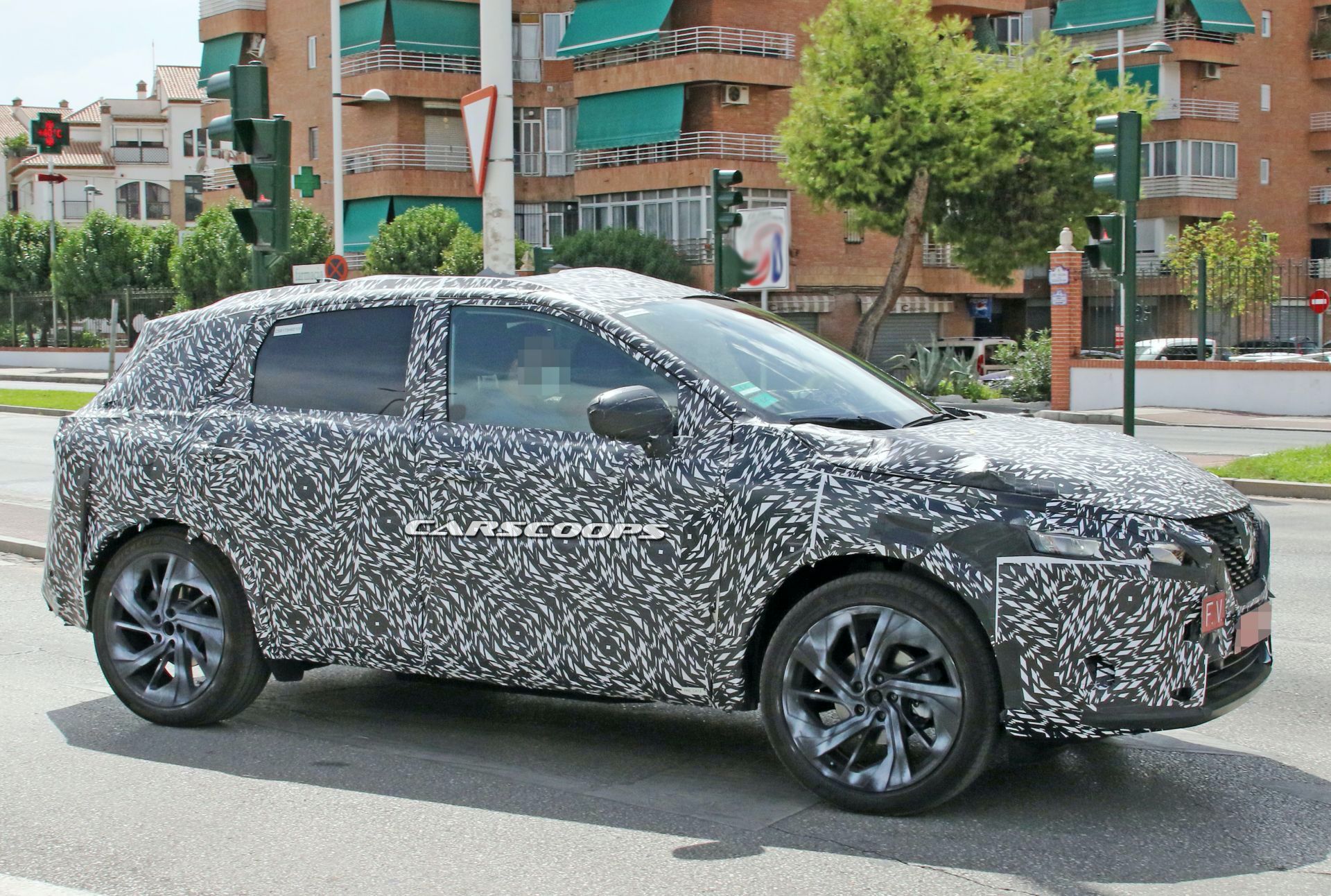 Here’s Our Best Look Yet At The New 2021 Nissan Qashqai / Rogue Sport