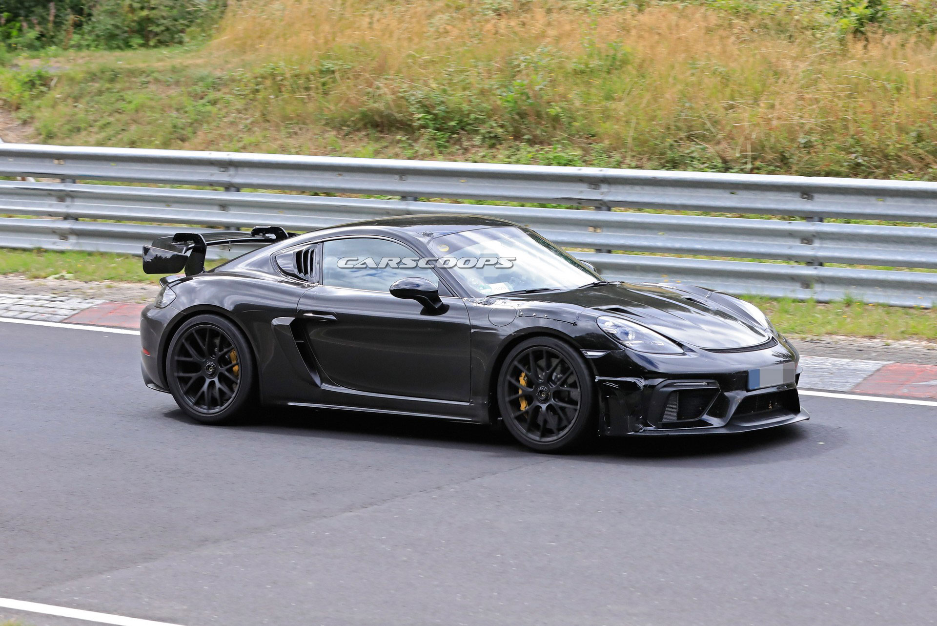 2021 Porsche 718 Cayman GT4 RS Looks Like The Ultimate Track Day Tool