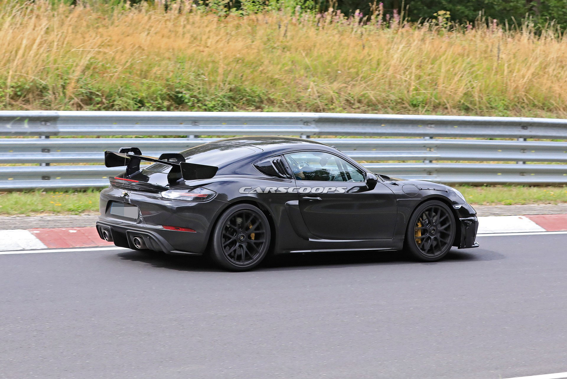 2021 Porsche 718 Cayman GT4 RS Looks Like The Ultimate Track Day Tool