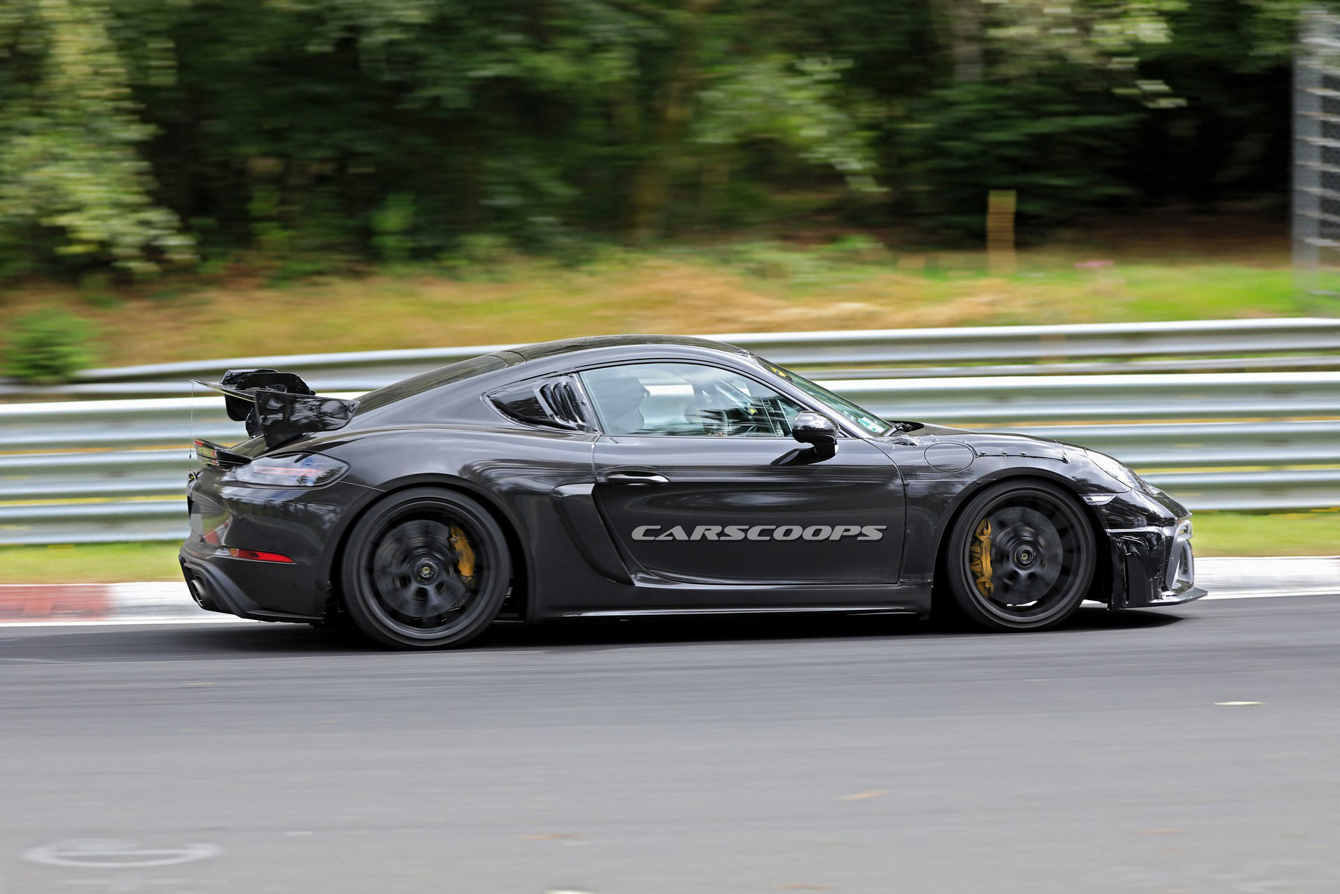 2021 Porsche 718 Cayman GT4 RS Looks Like The Ultimate Track Day Tool