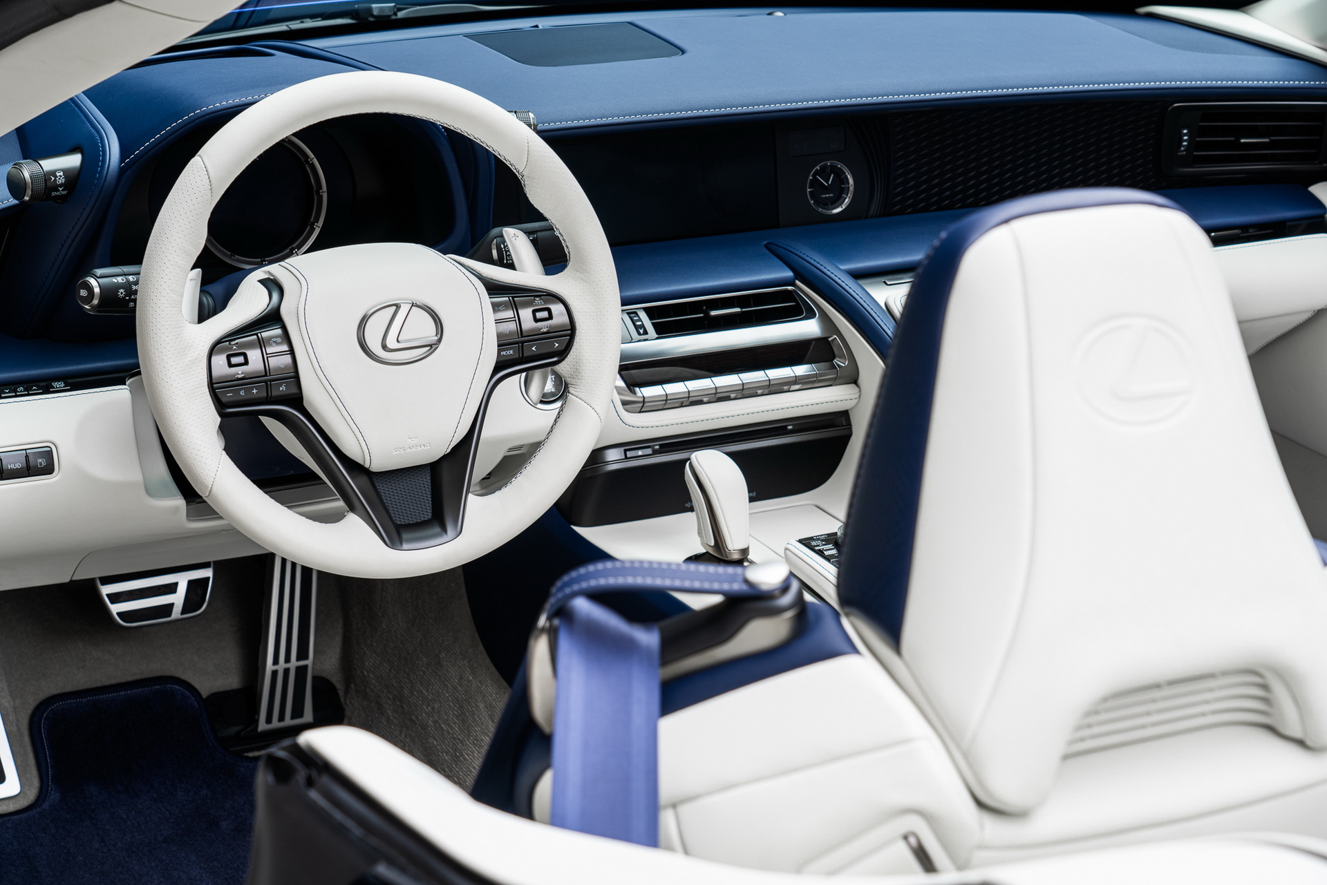 2021 Lexus Lc 500 Convertible Regatta Edition Is Only For Europe Carscoops