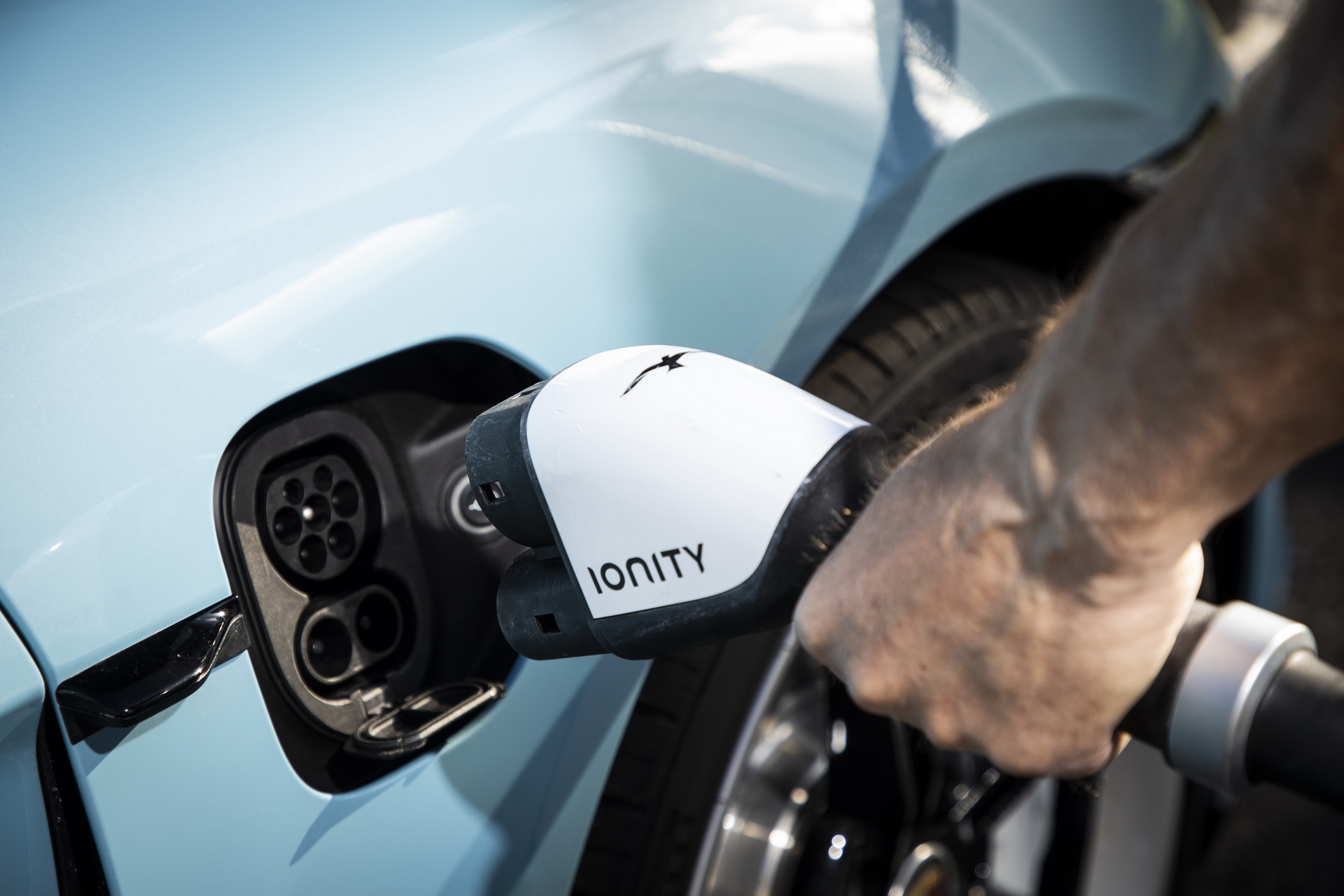 2021 Porsche Taycan Debuts With New Tech And Colors, Faster Turbo S Version