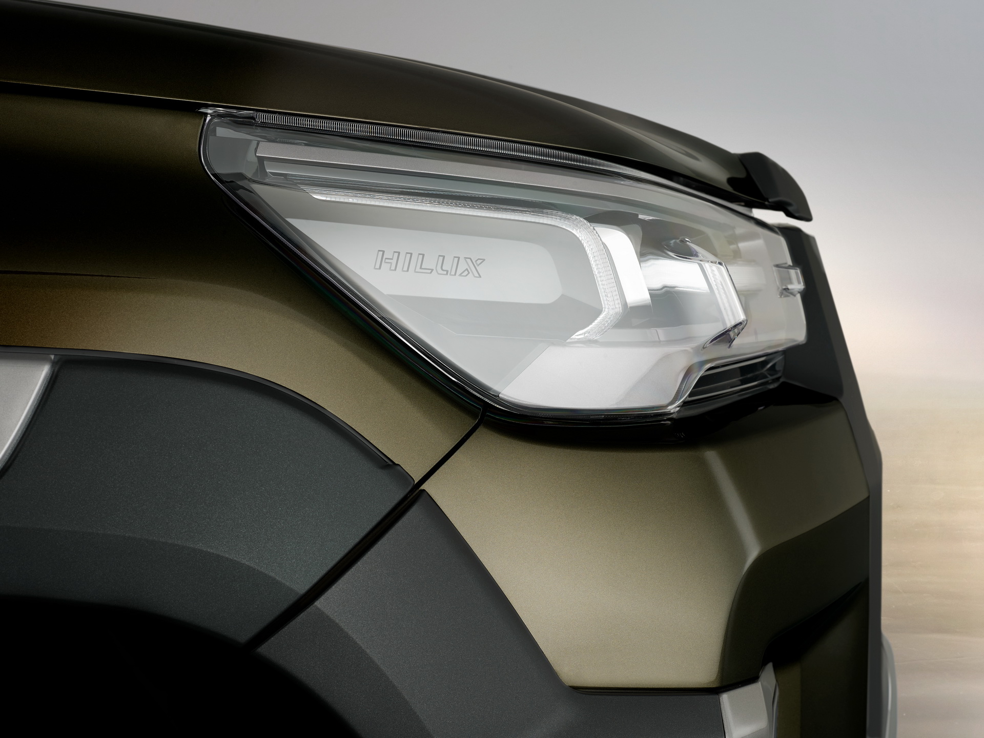 2021 Toyota Hilux Arrives In The UK To Show Other Pickup Trucks How It’s Done