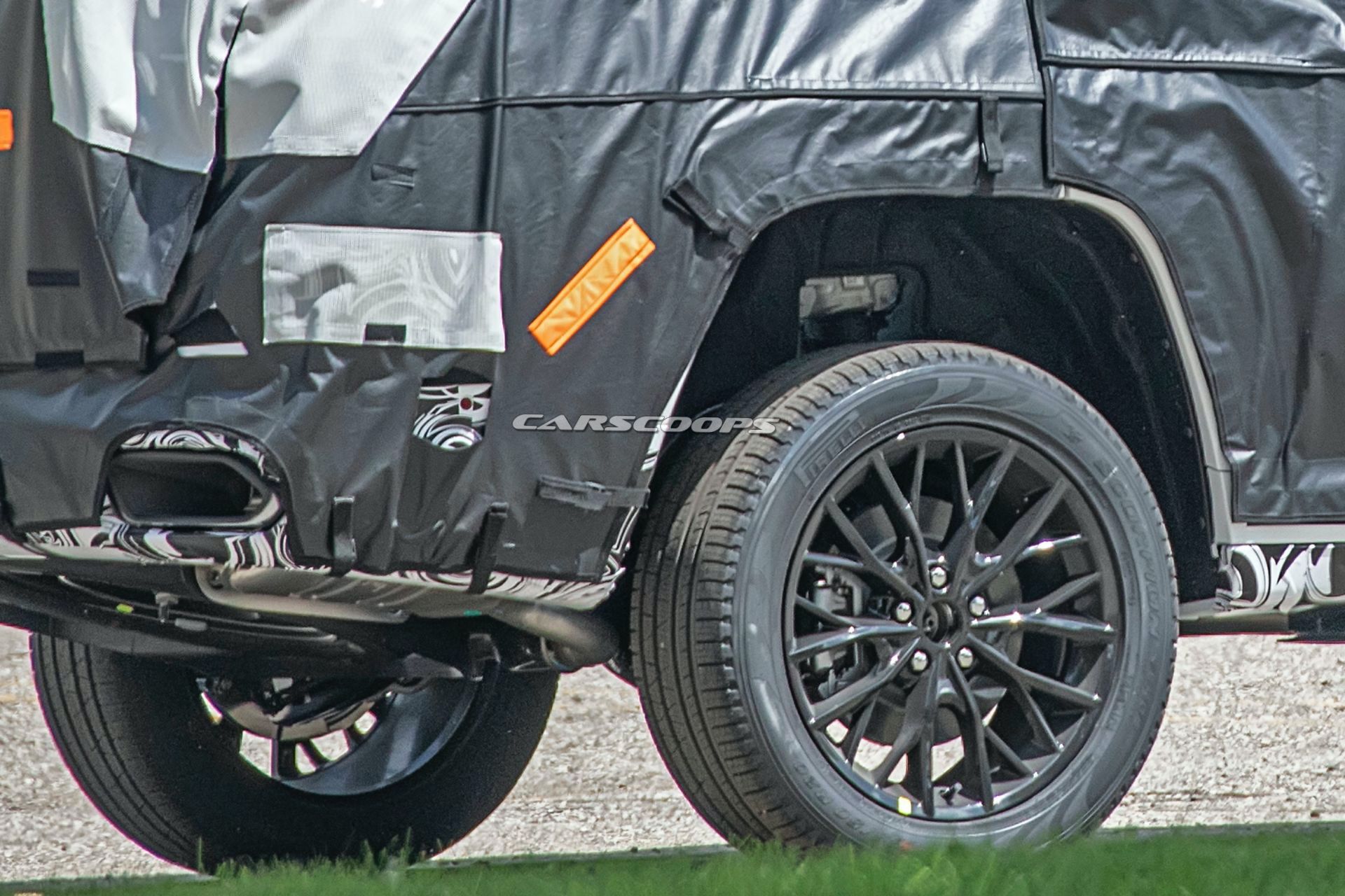 How’s The Weather Up There? Jeep’s Grand Cherokee-Based 3-Row SUV Rides Really High